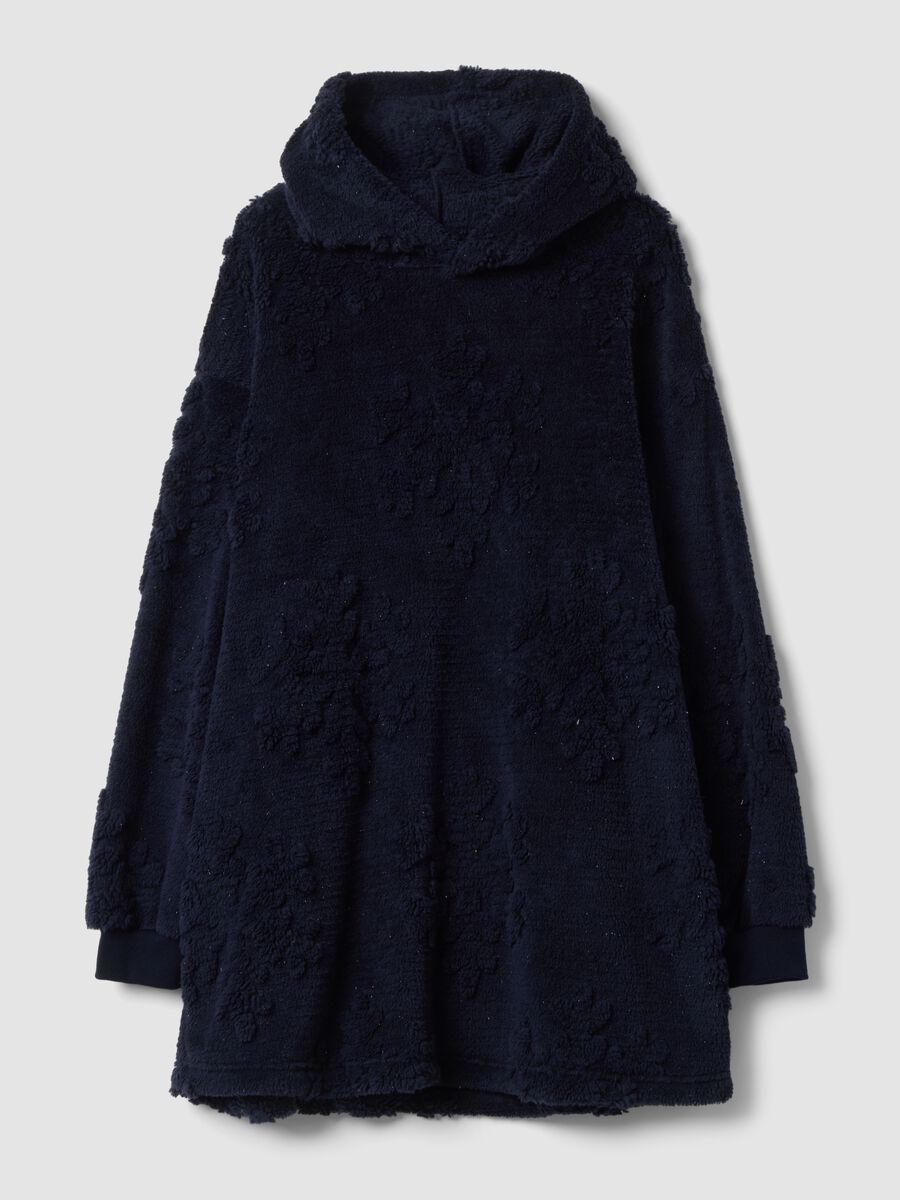 Soft blue hooded robe with long sleeves_0