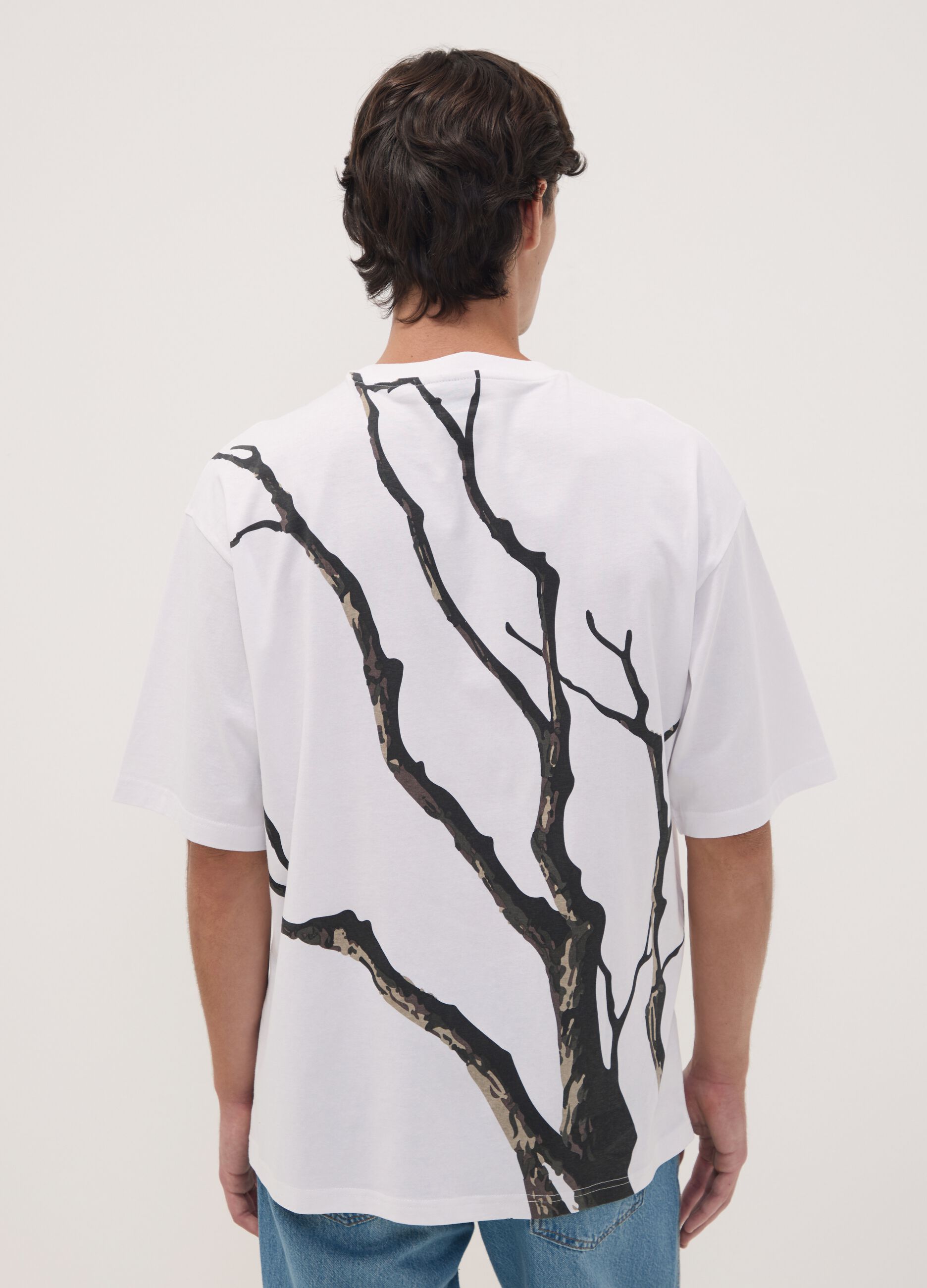 White pure cotton T-shirt with foliage print
