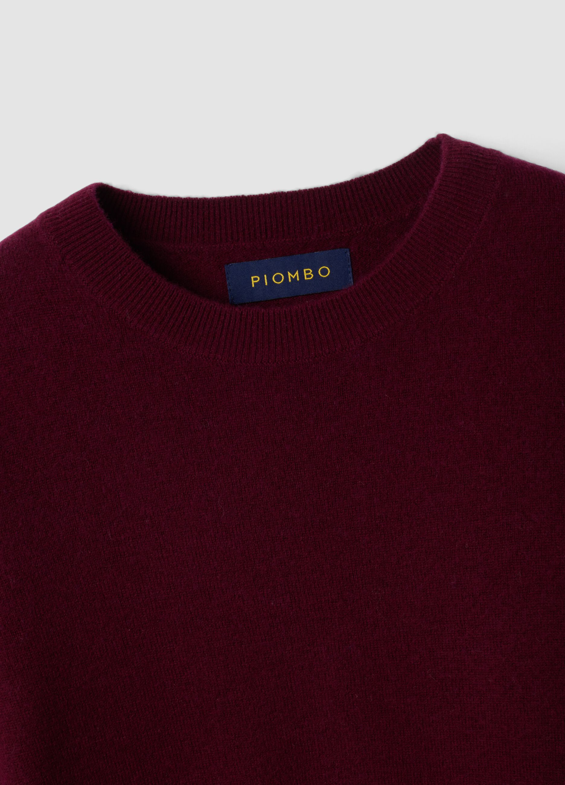 Maglia rossa in pura lana a girocollo