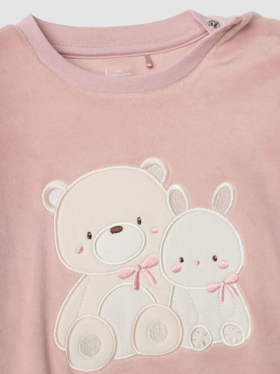 Purple crew-neck pyjamas with heart-print trousers_2