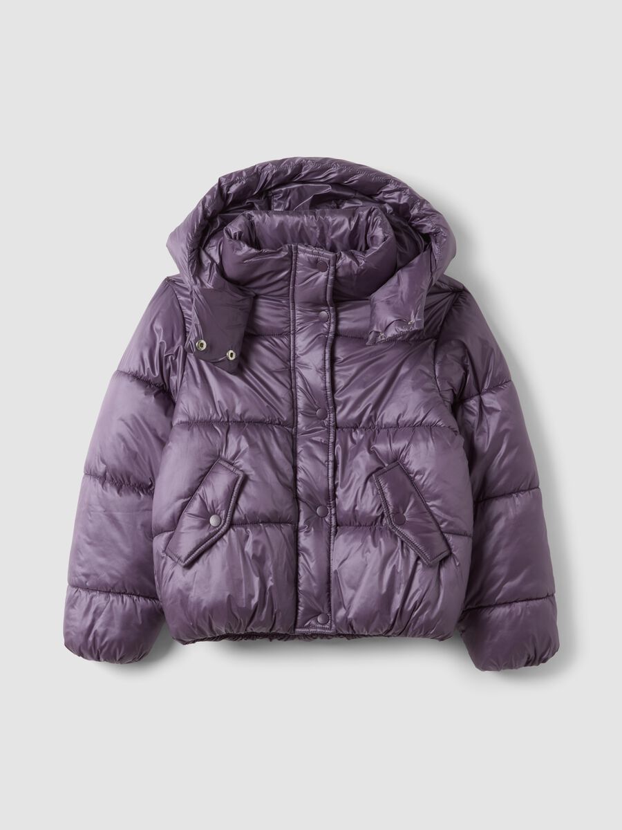 Piumino viola con cappuccio e chiusura zip_0