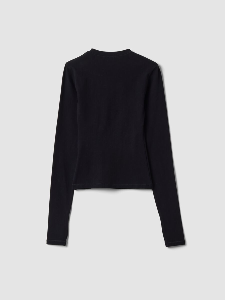 Perfect Black Long-Sleeve Top_1