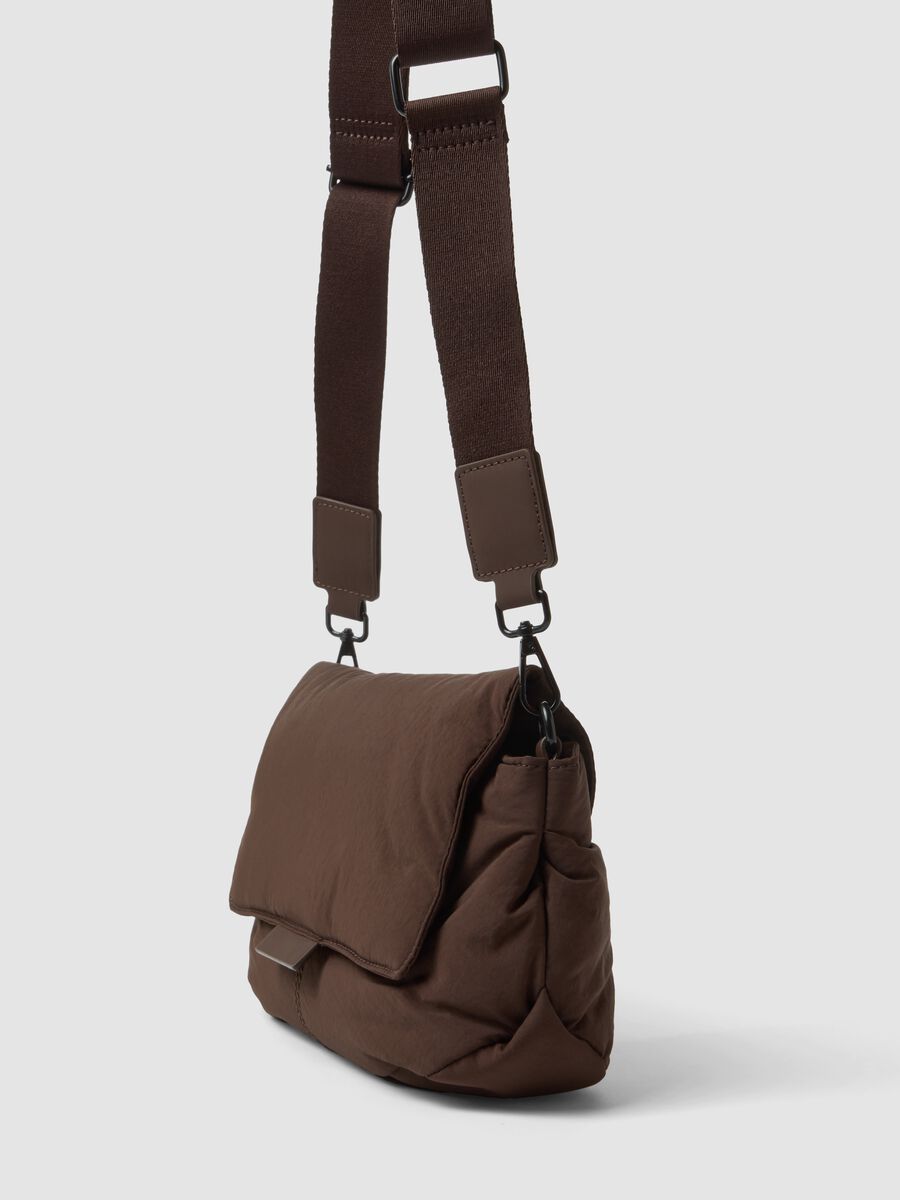 Brown crossbody bag with flap and adjustable strap_1