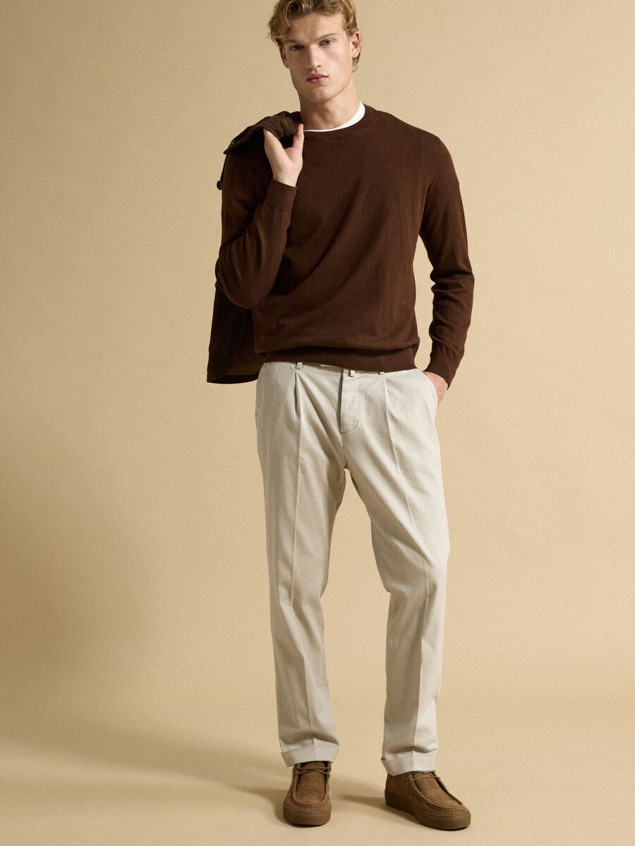 Brown crew-neck jumper in cotton and cashmere blend, regular fit_1
