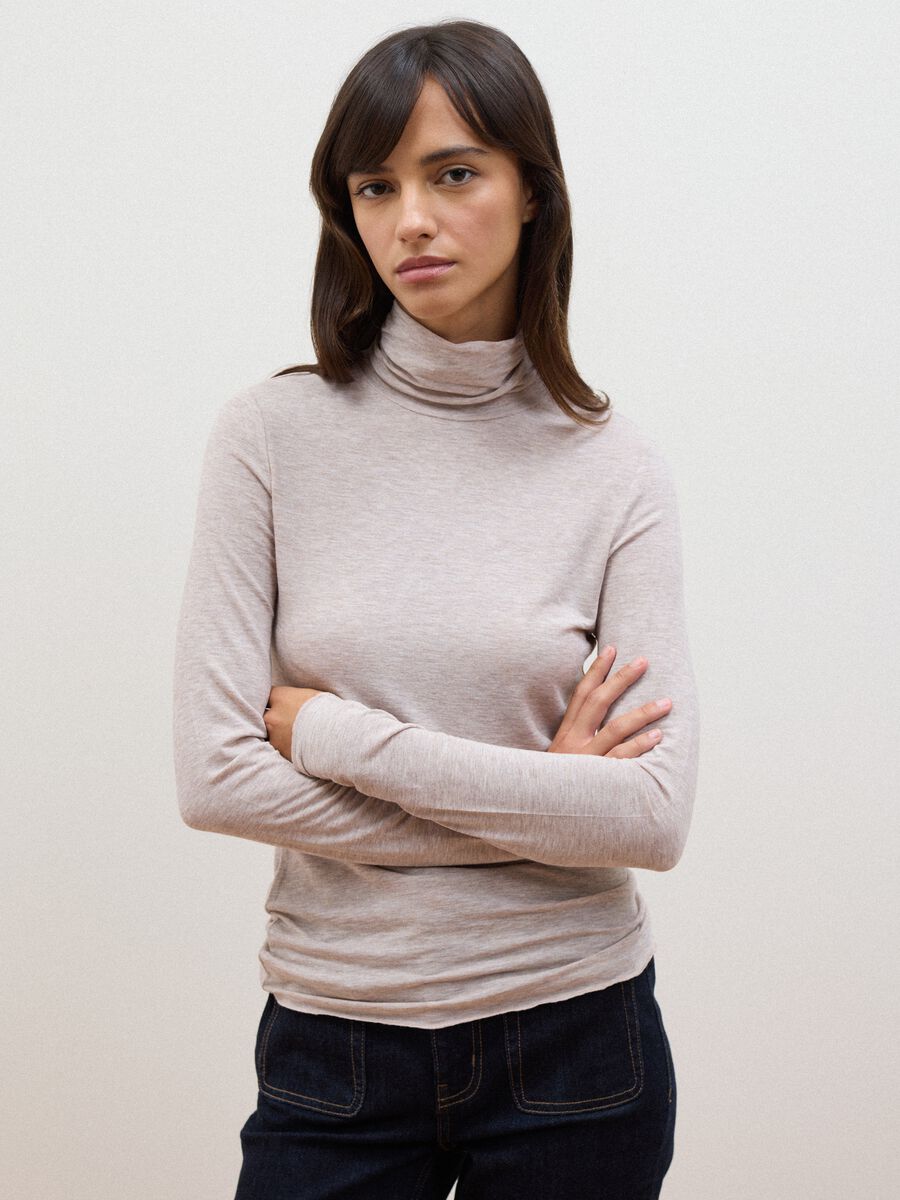 Beige modal and stretch wool T-shirt with raised collar, regular fit_1