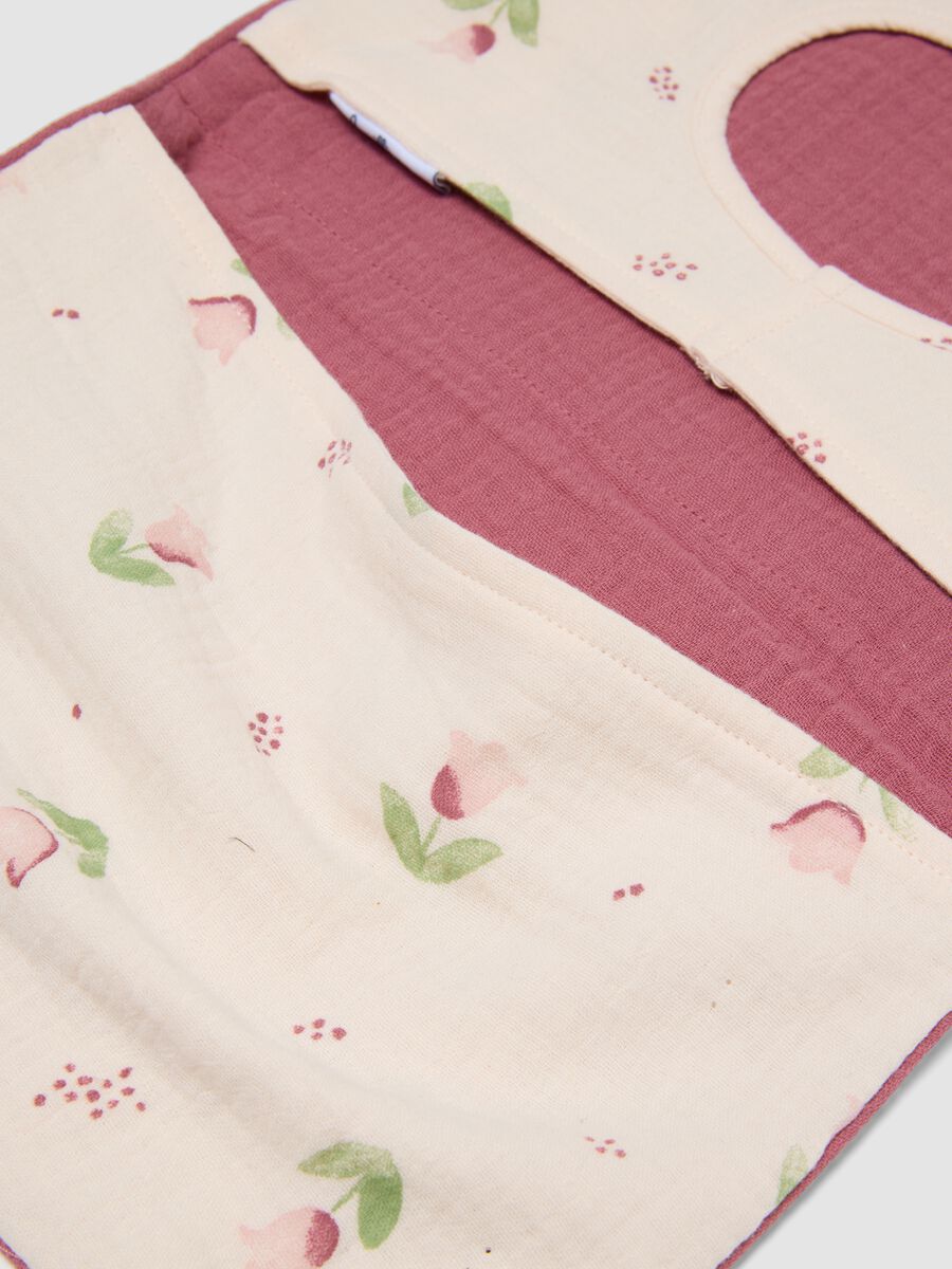 Pink portable changing mat in pure cotton with floral print_2