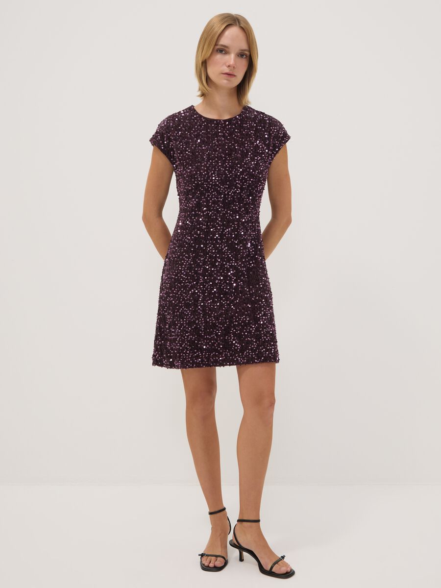 Wine-purple crew-neck fitted sequin dress_0
