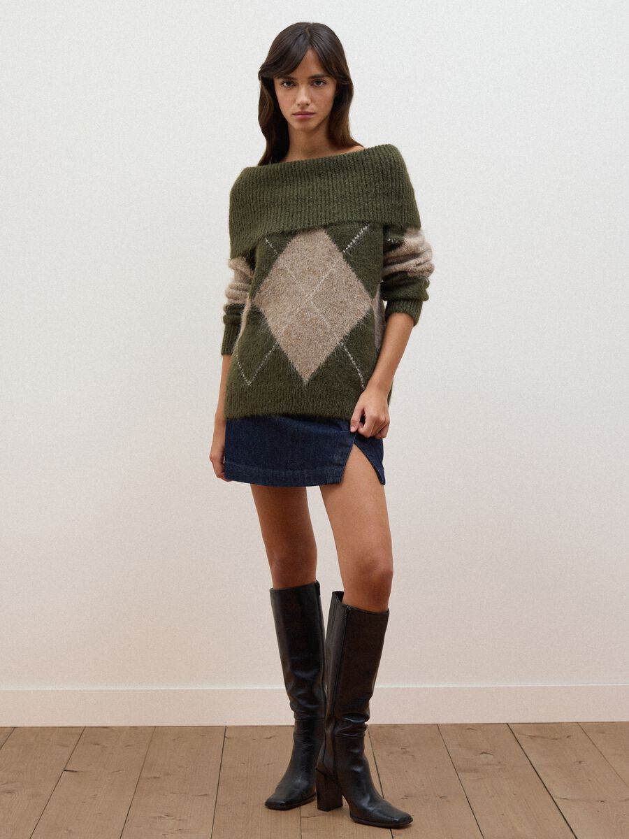 Green stretch wool jumper with boat neckline, regular fit_1