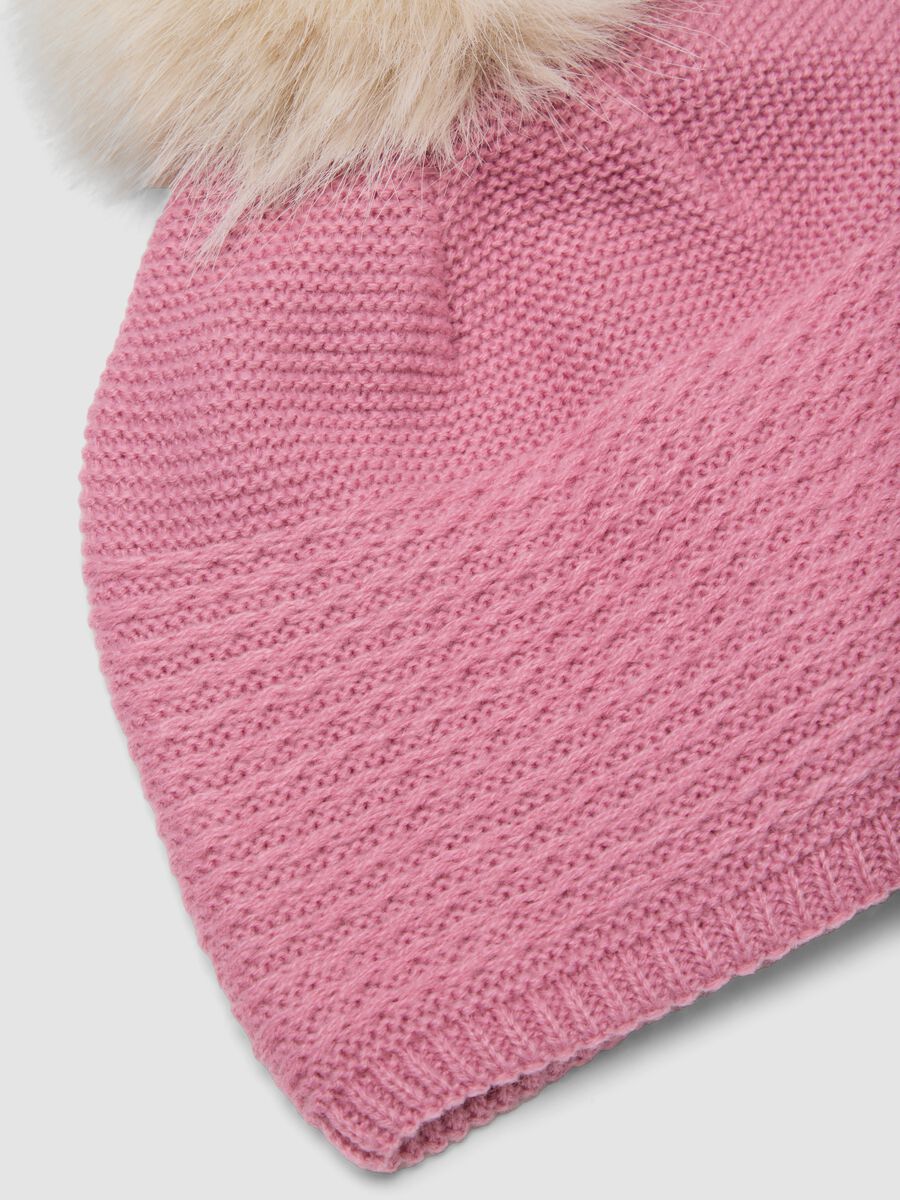 Pink knitted hat with pompom_2