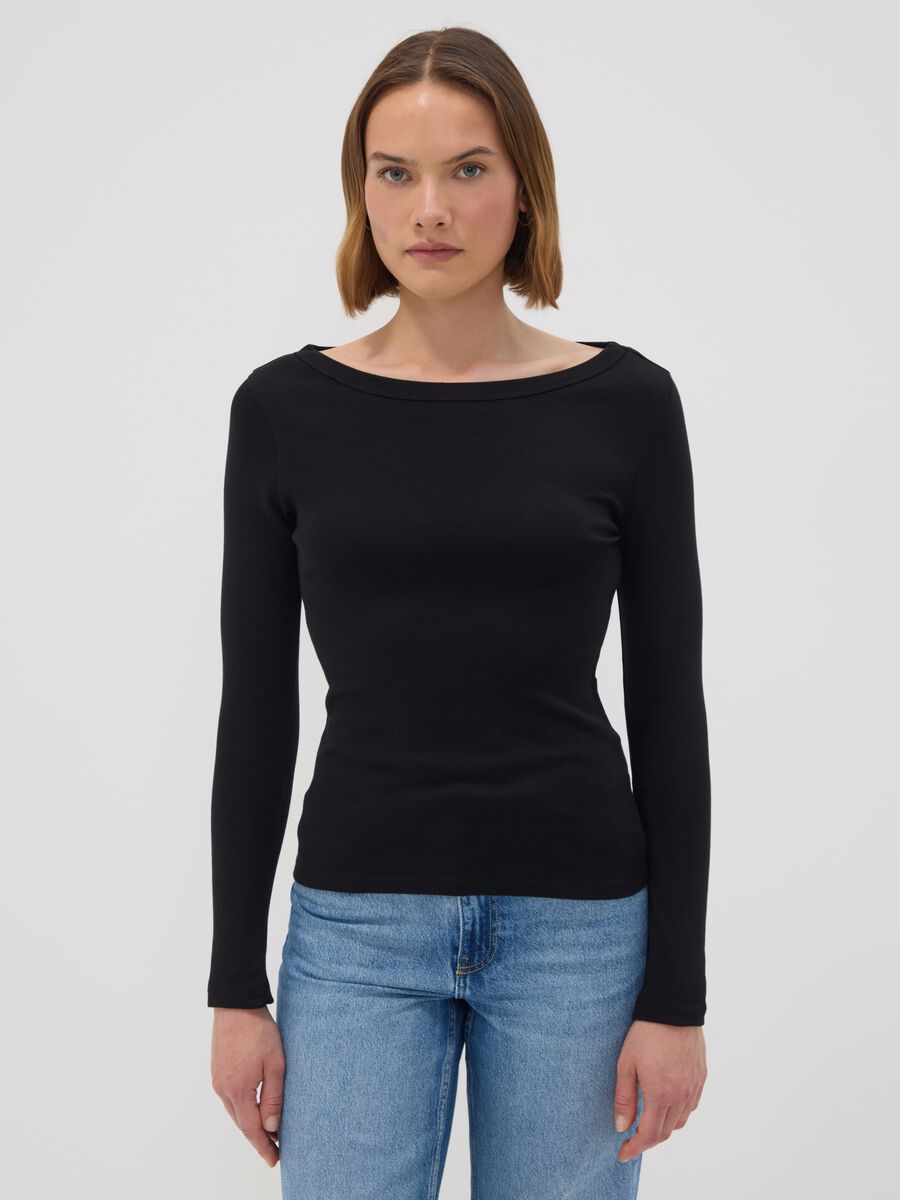 T-shirt nera in puro cotone con girocollo regular fit_1