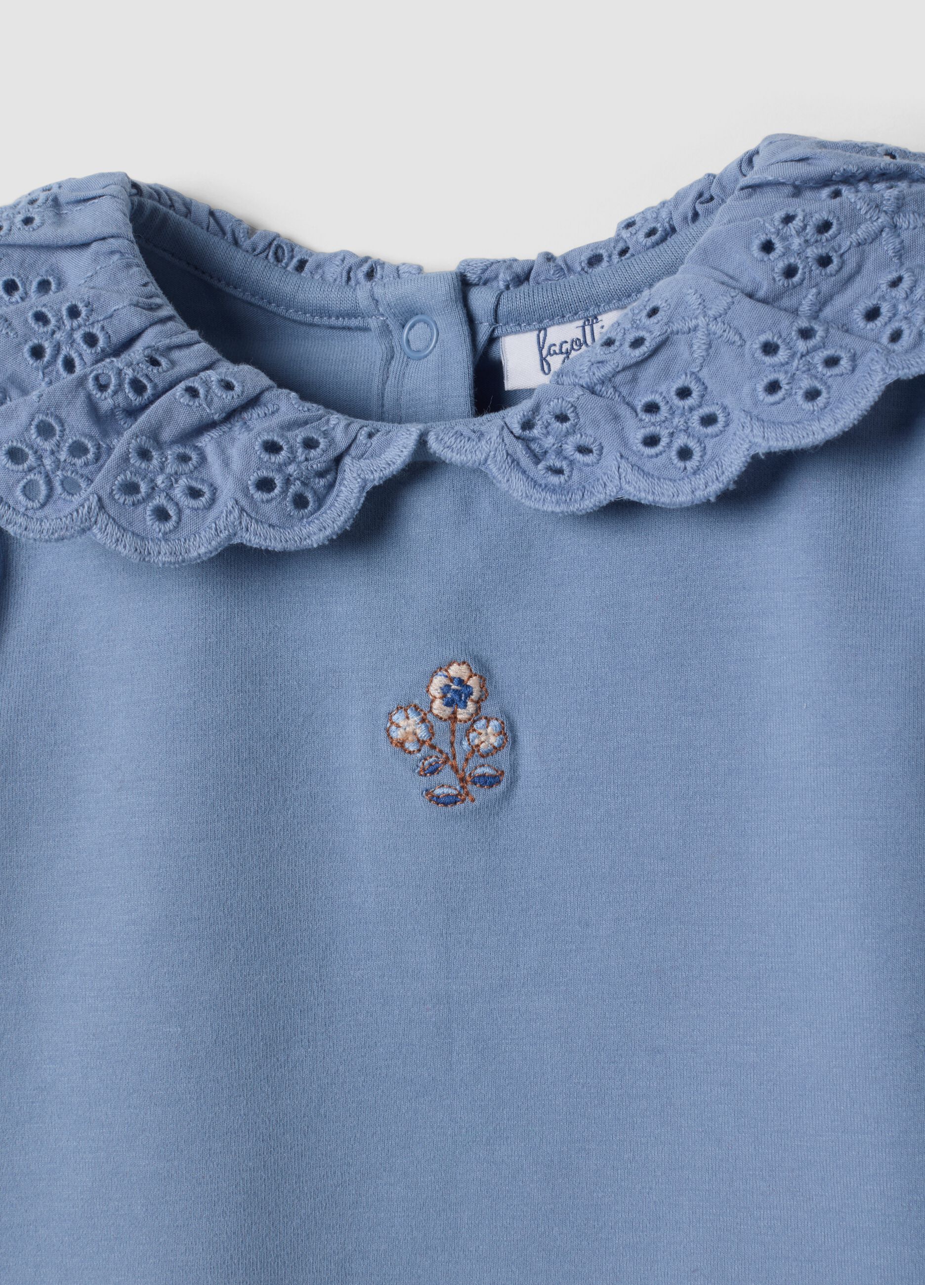 Blue stretch organic cotton top with broderie anglaise collar