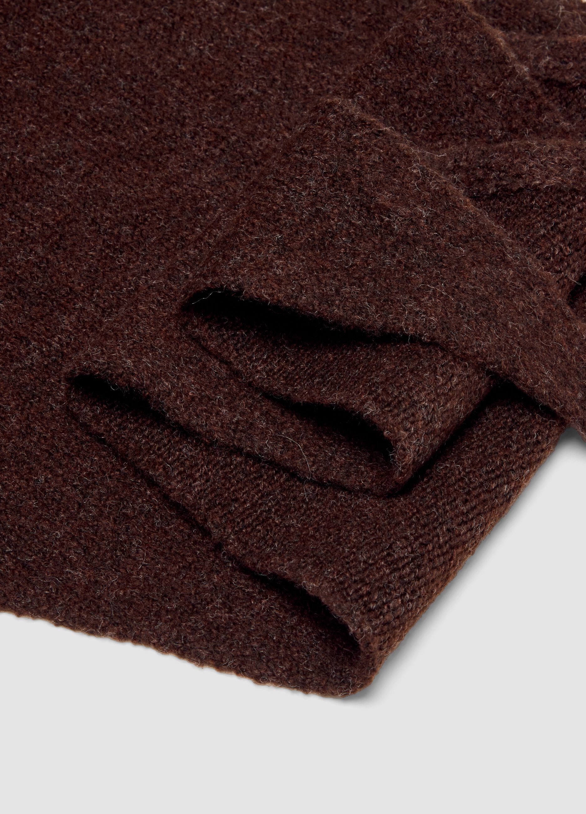 Brown stretch-fabric scarf