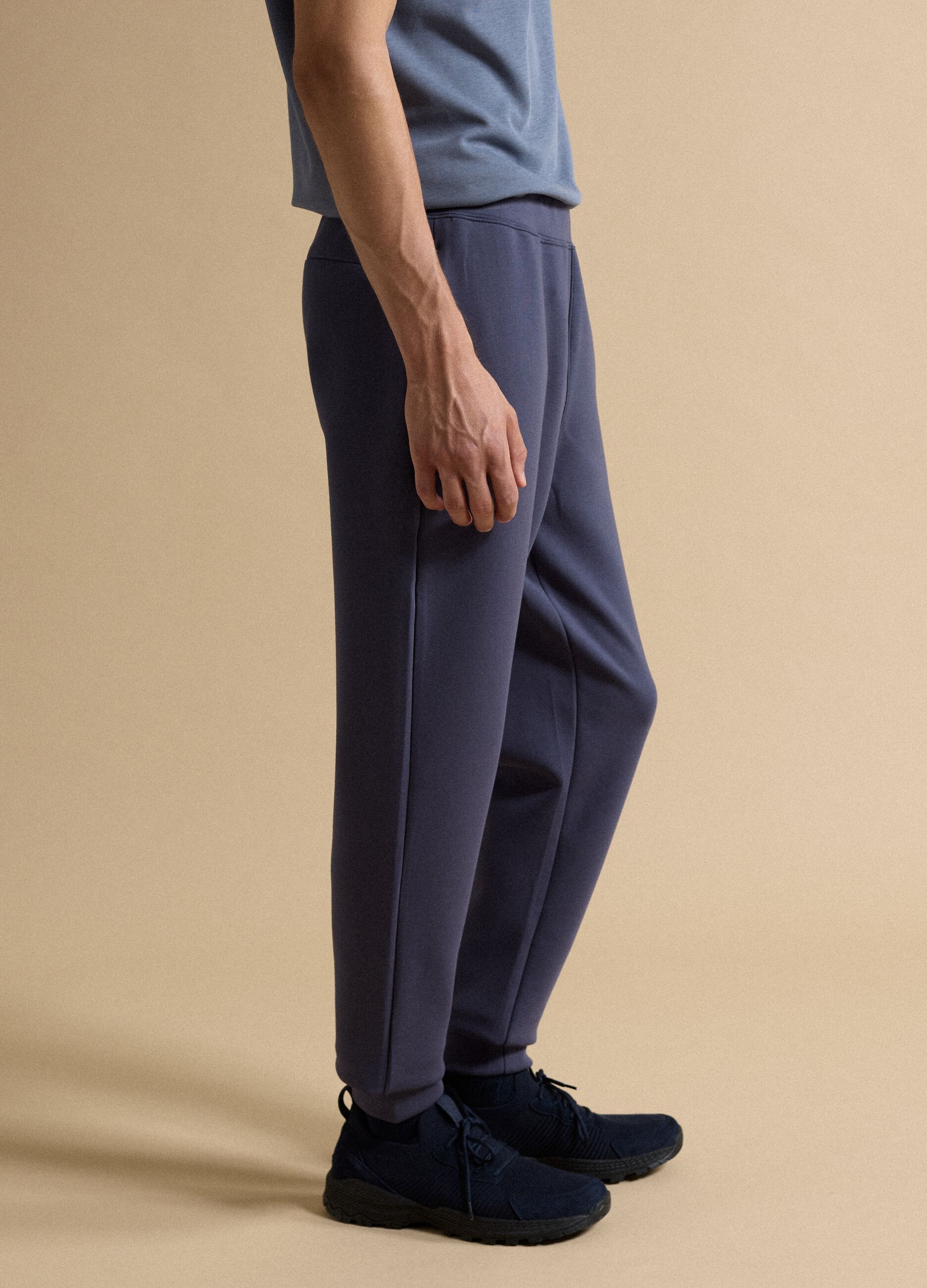 Blue regular-fit joggers in Easy Dry stretch fabric