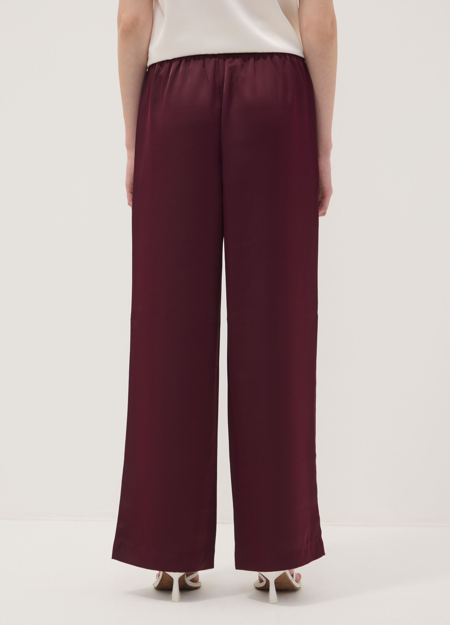 Red wide-leg trousers with regular waist
