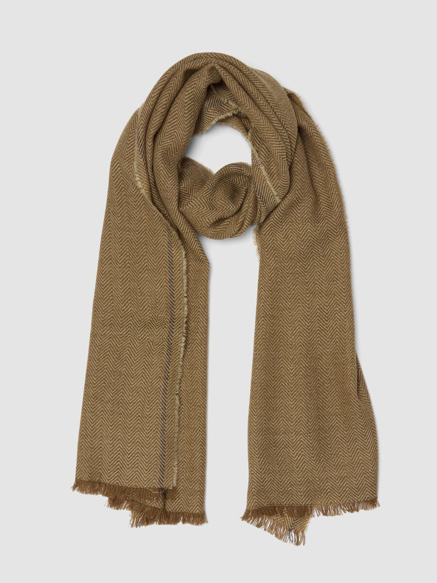 Brown herringbone scarf with fringed edges_0