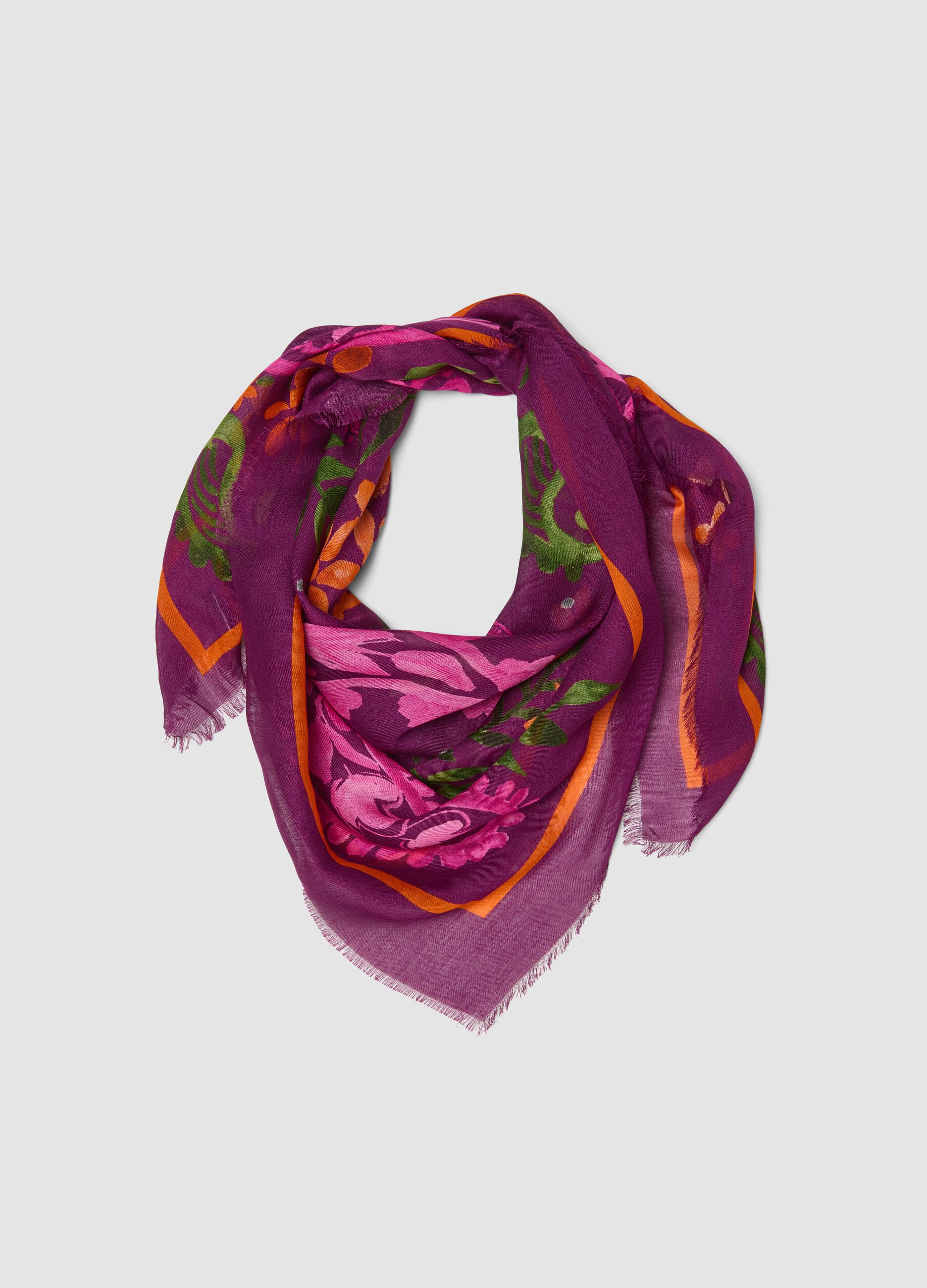 Foulard viola in pura viscosa con fantasia paisley