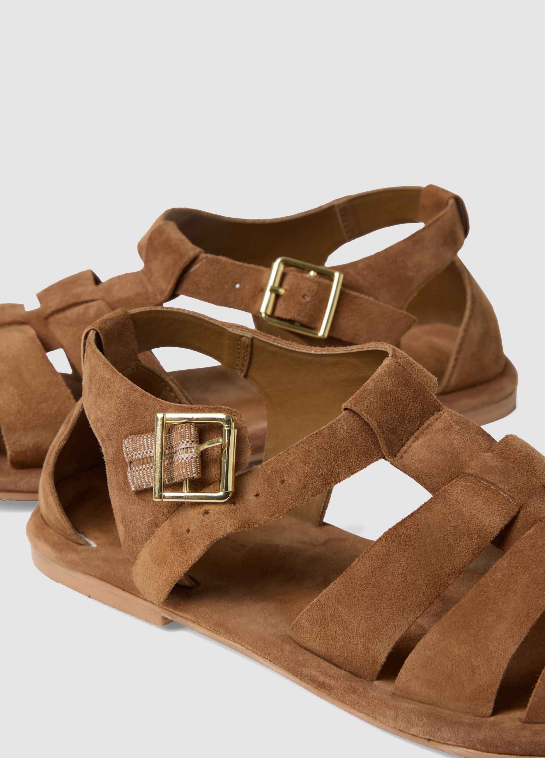 Brown flat genuine leather sandals with buckle
