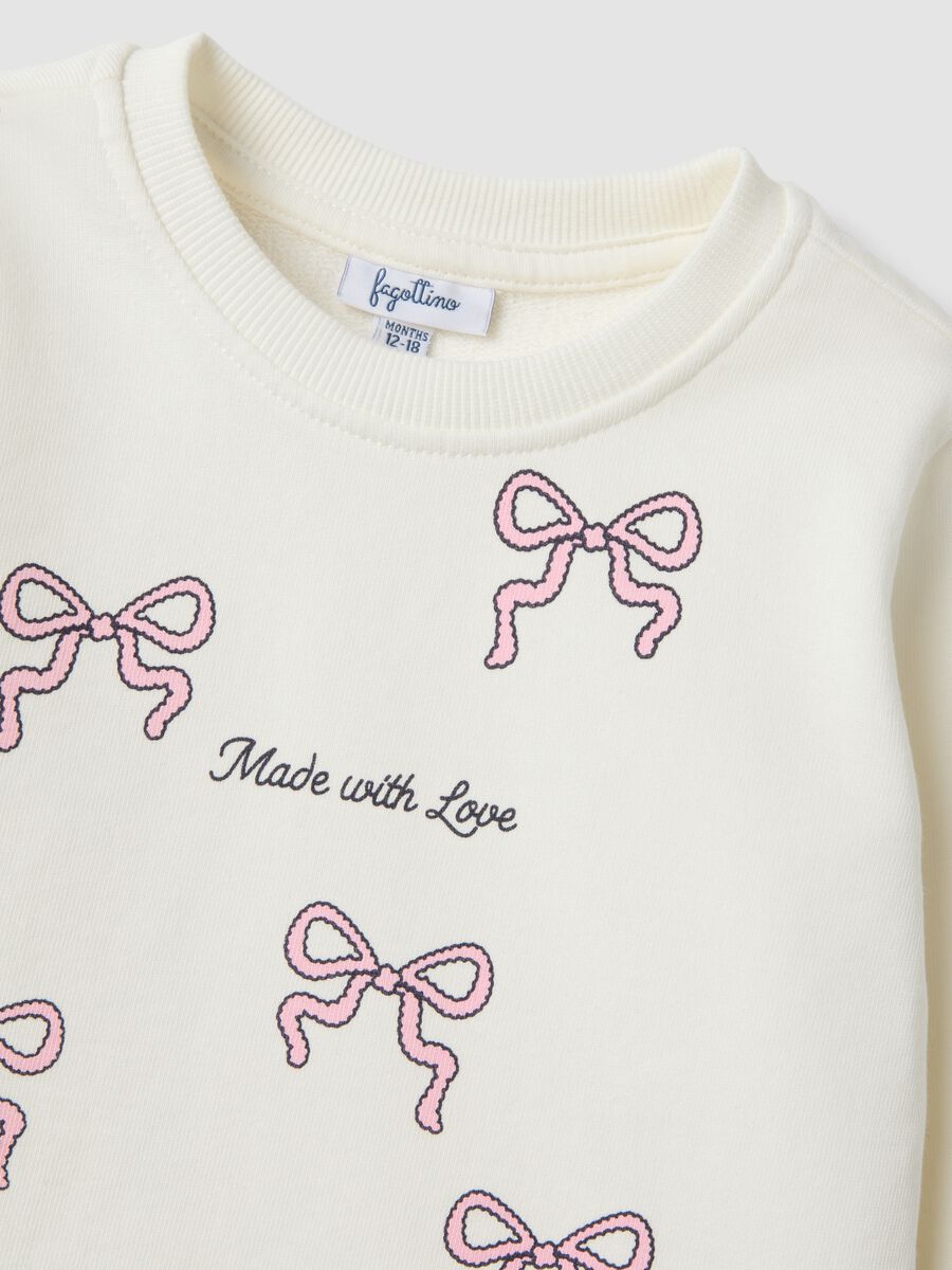 White pure cotton sweatshirt with bow print for baby girl_3