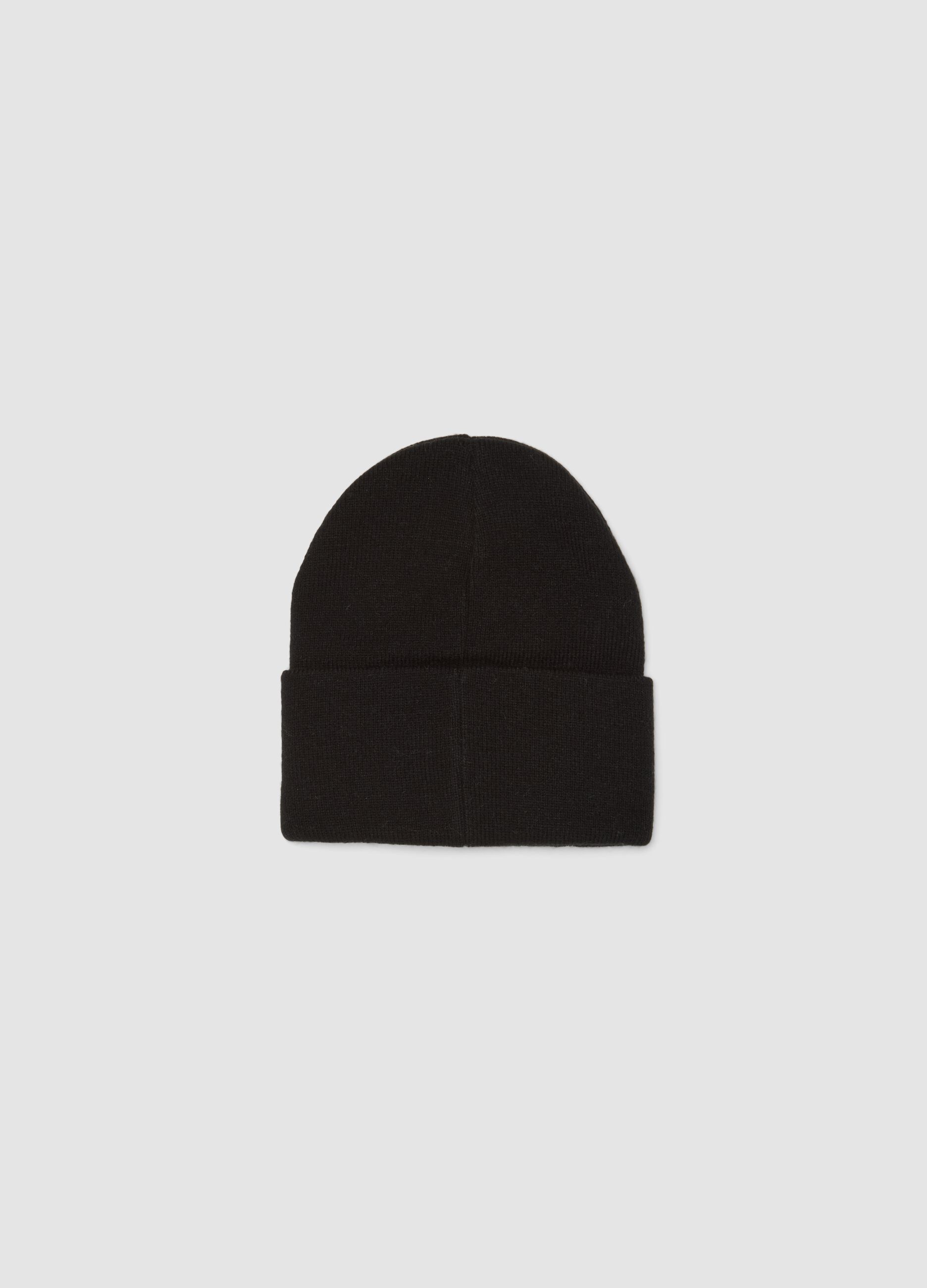 Cappello nero con risvolto e ricamo Playstation