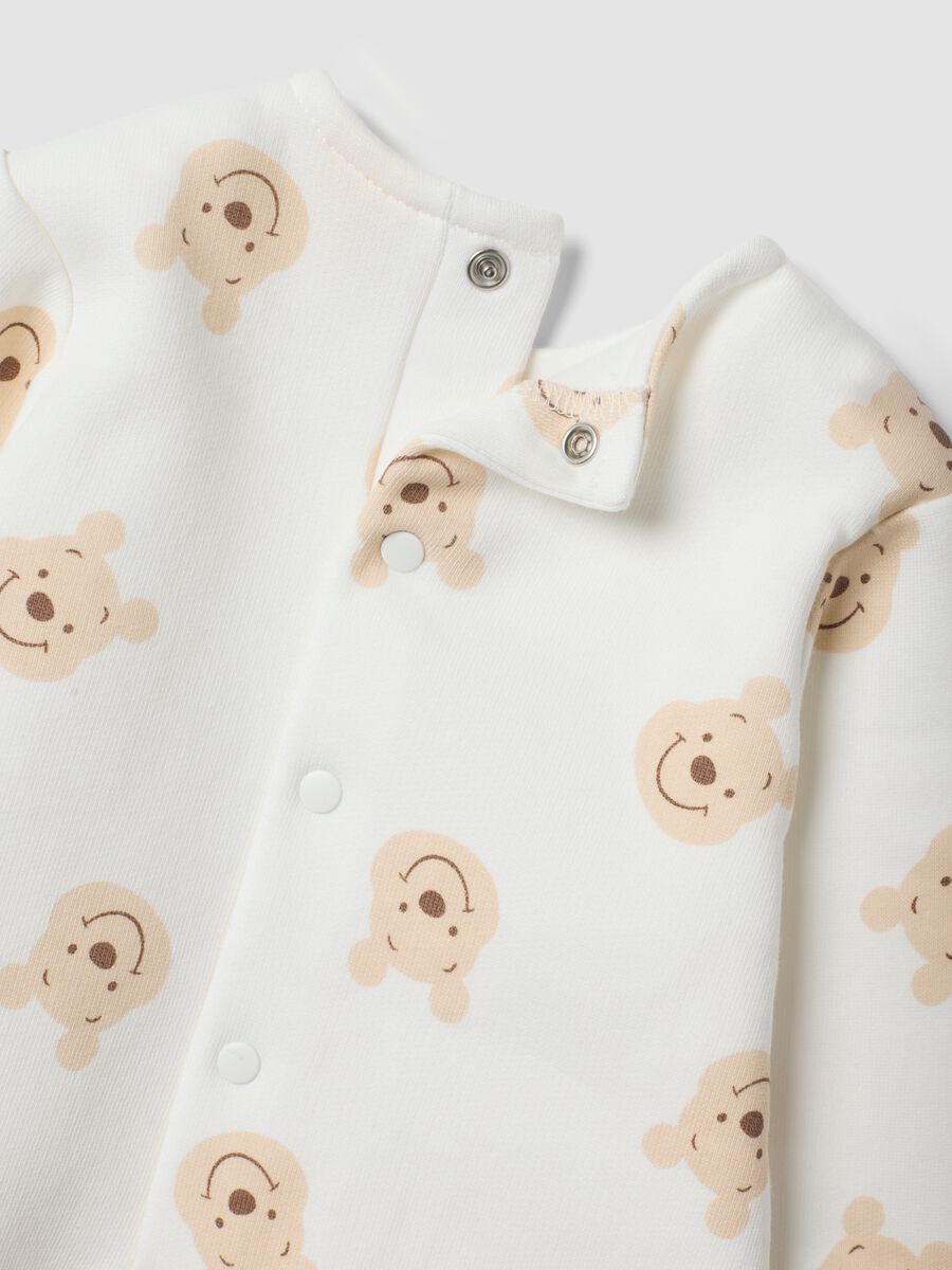 White organic cotton sleepsuit with Winnie the Pooh print_3