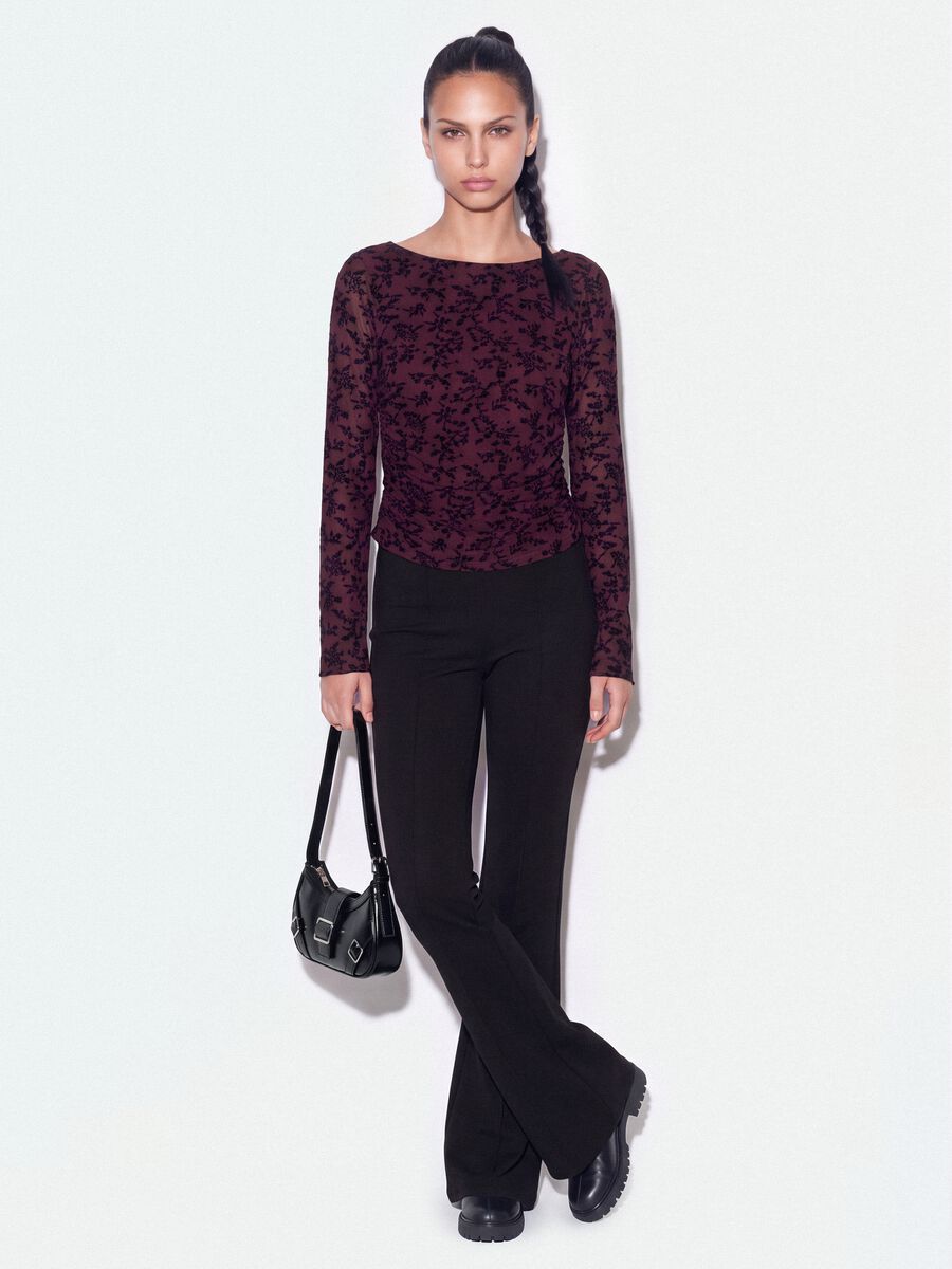 Purple stretch T-shirt with flocked floral motif_2