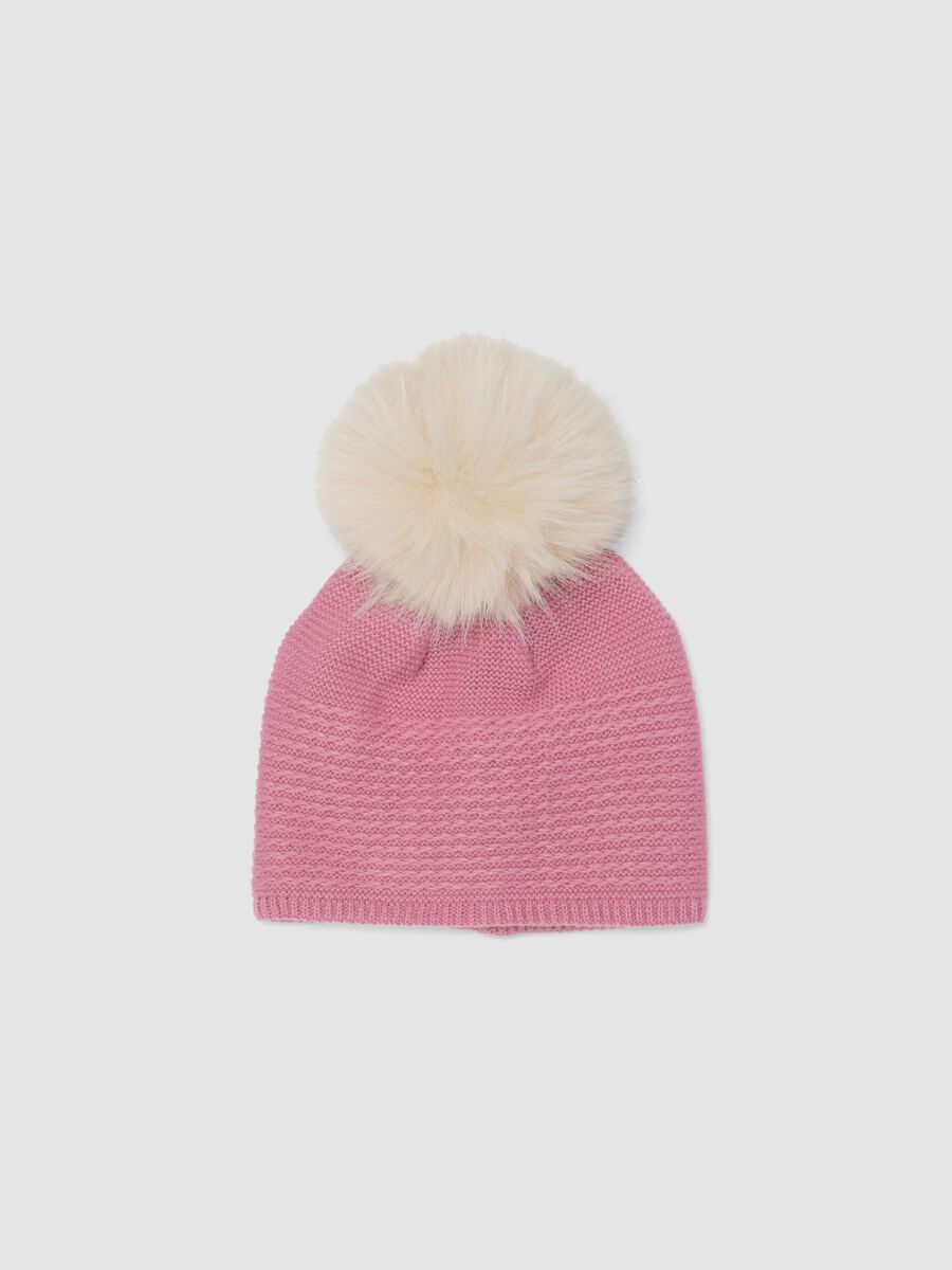 Pink knitted hat with pompom_0