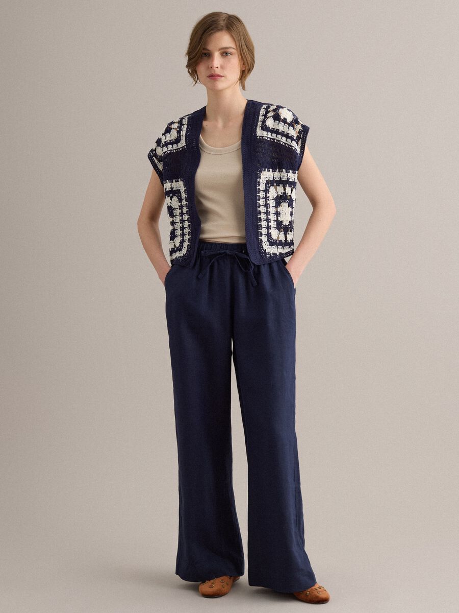 Blue and white regular-fit crochet cotton-blend gilet_2
