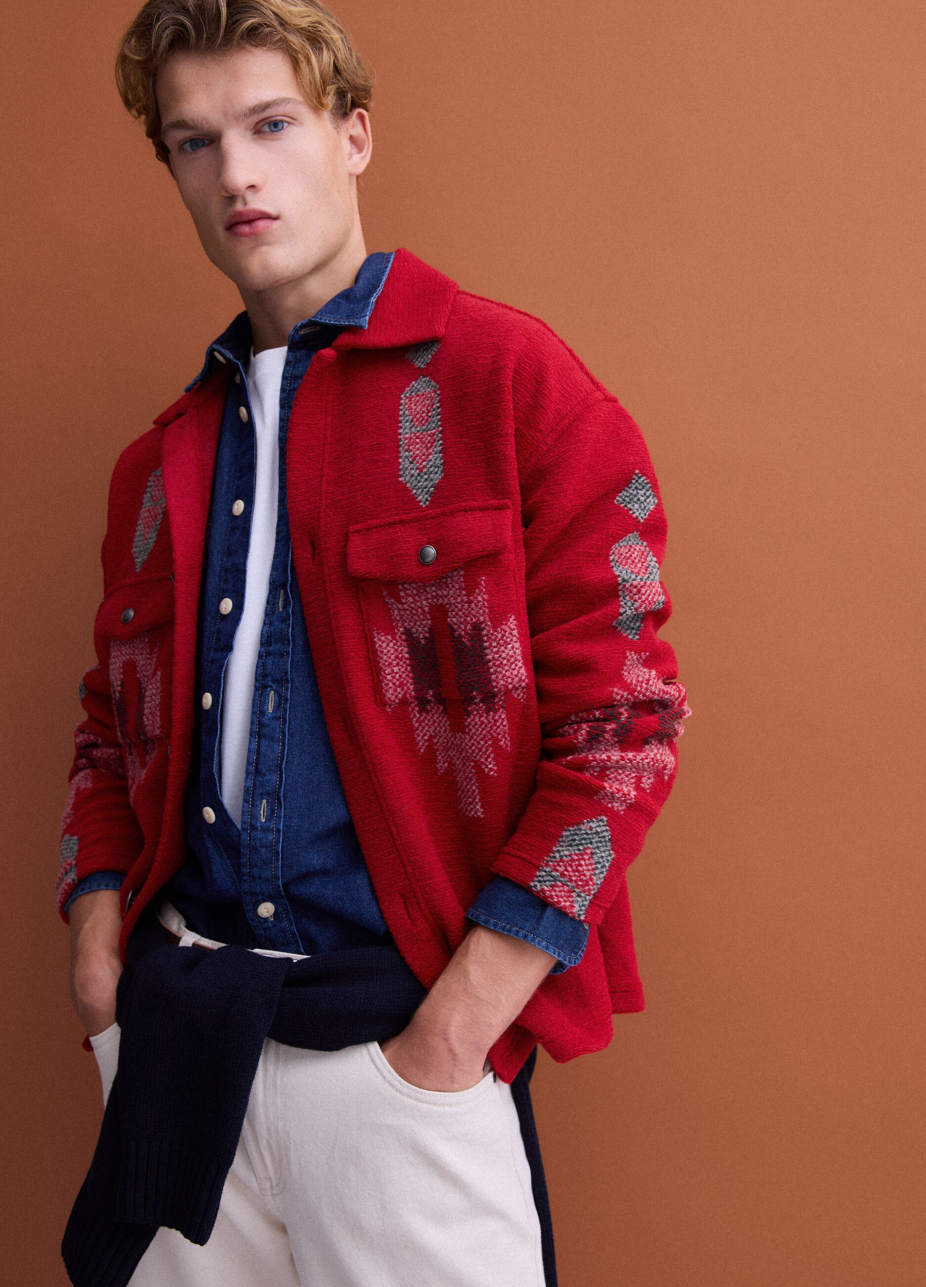 Shacket rossa regular fit con fantasia jacquard