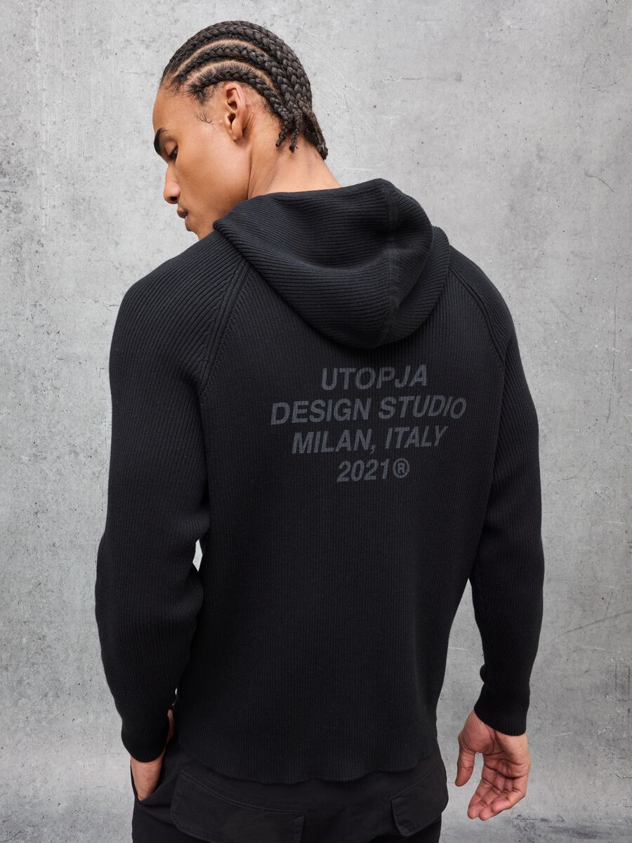 Black Ribbed Knit Hoodie_1