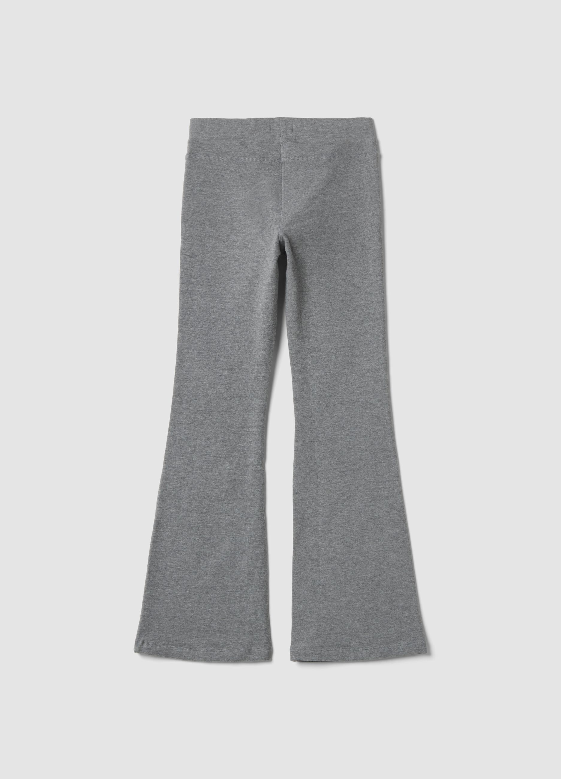 Pantaloni flare grigi in cotone organico e viscosa elasticizzata