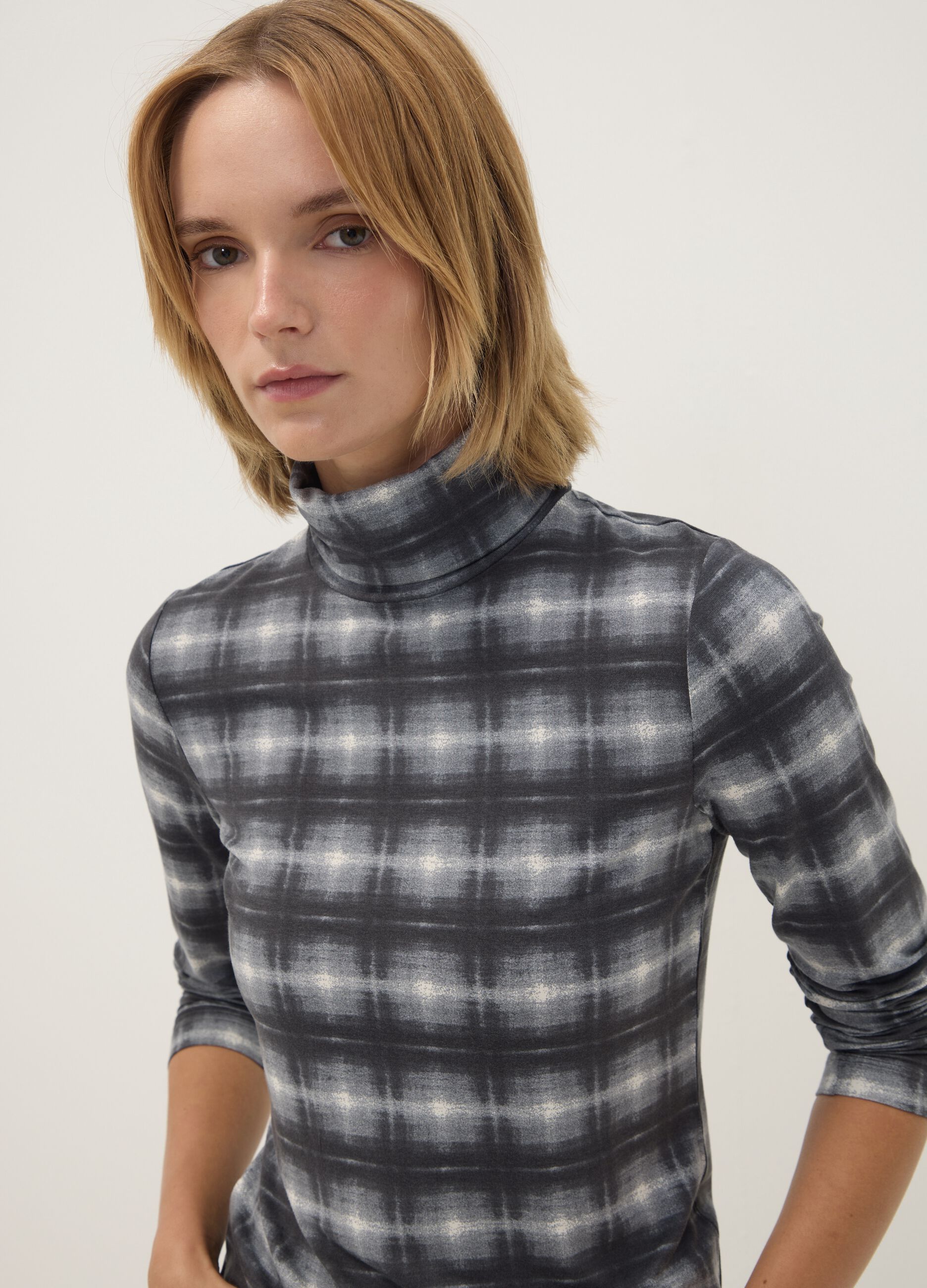 Grey stretch viscose crew-neck T-shirt