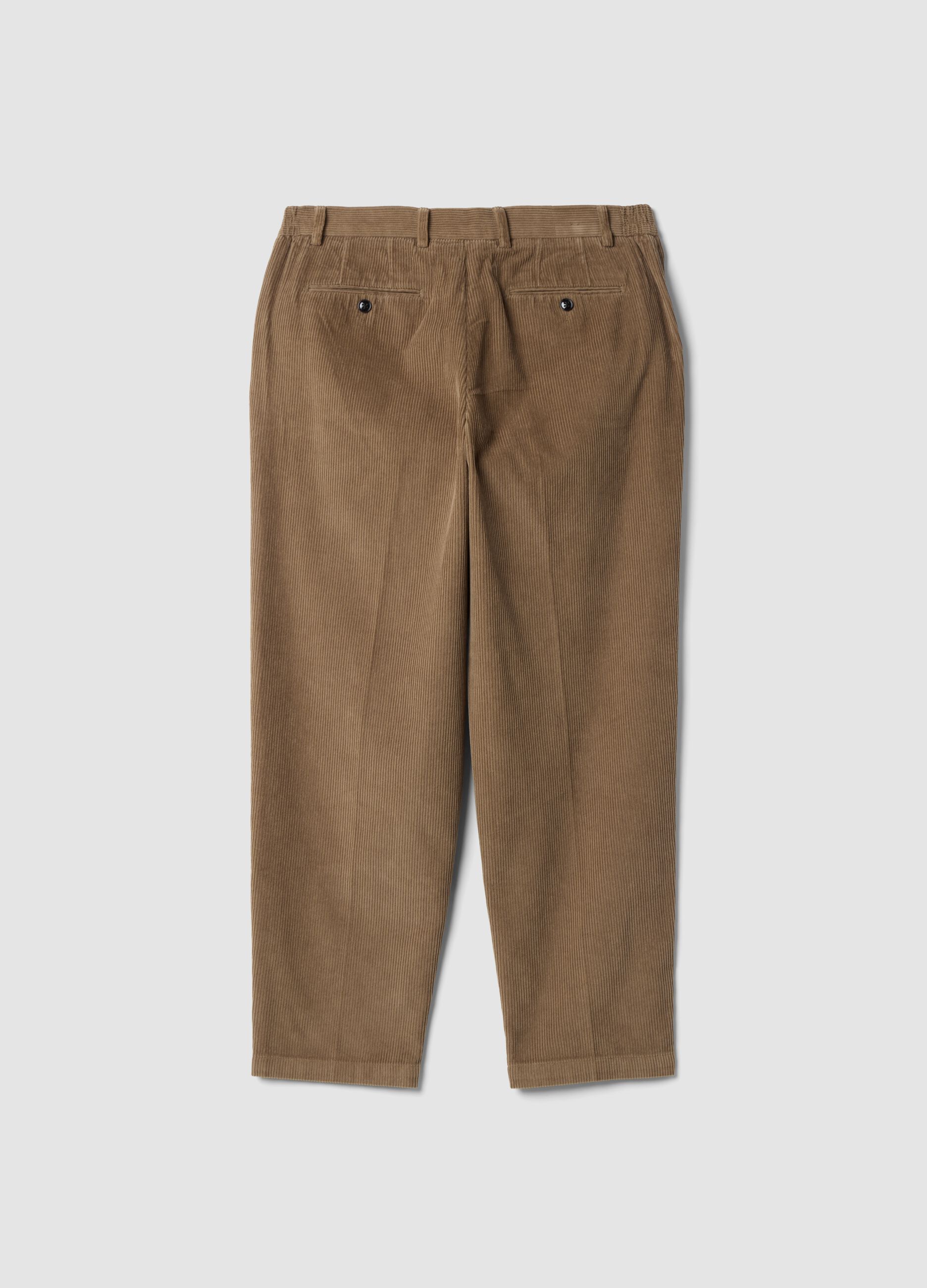 Pantaloni chino marroni in puro cotone a coste