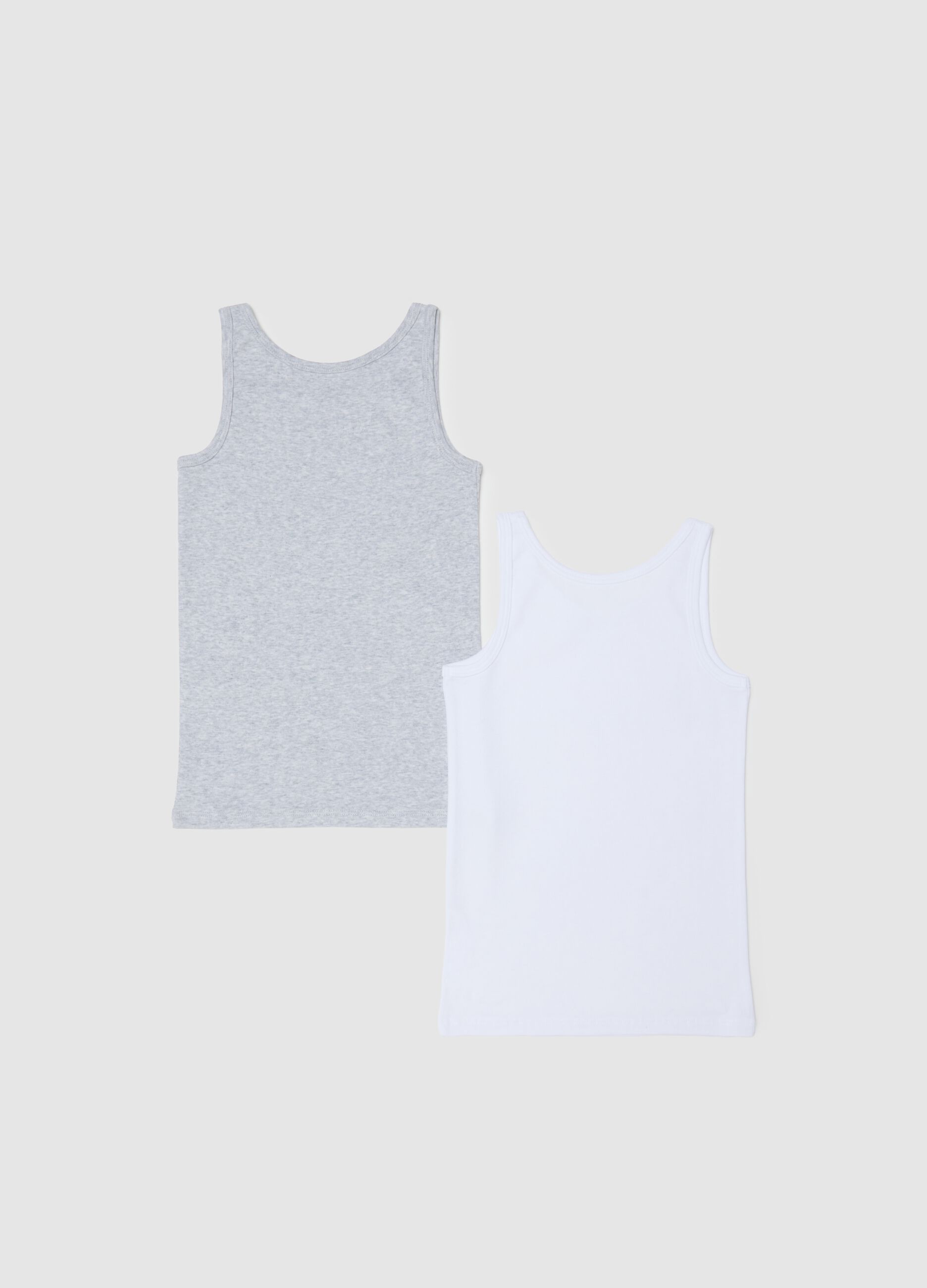 Two-pack of multicolored pure cotton vests for boys in regular fit