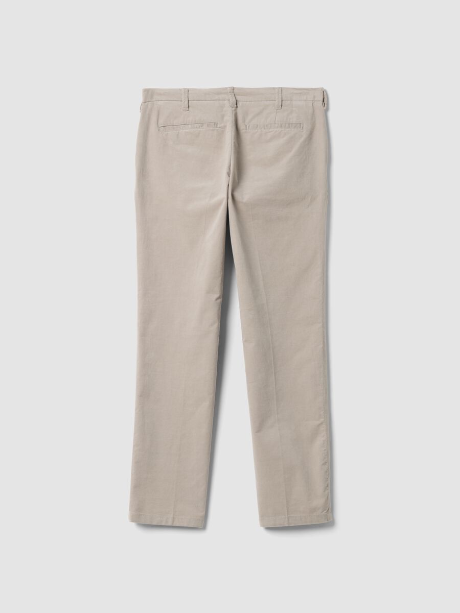 Pantaloni chino grigi in cotone elasticizzato regular fit a costine_2