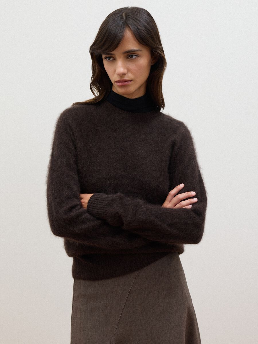 Brown crew-neck wool and cashmere-blend jumper, oversized fit_2