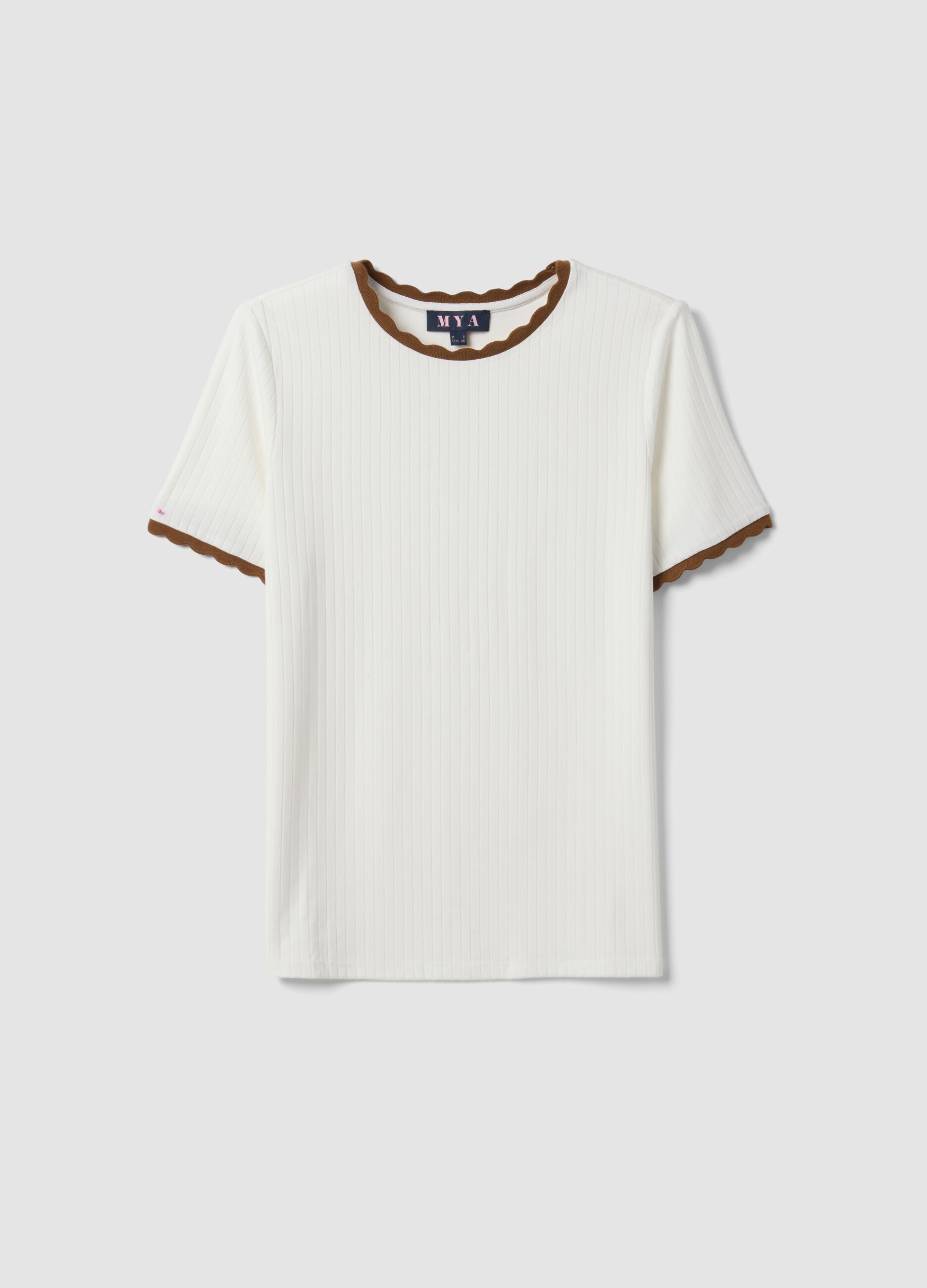White stretch viscose crew-neck T-shirt with contrast trims