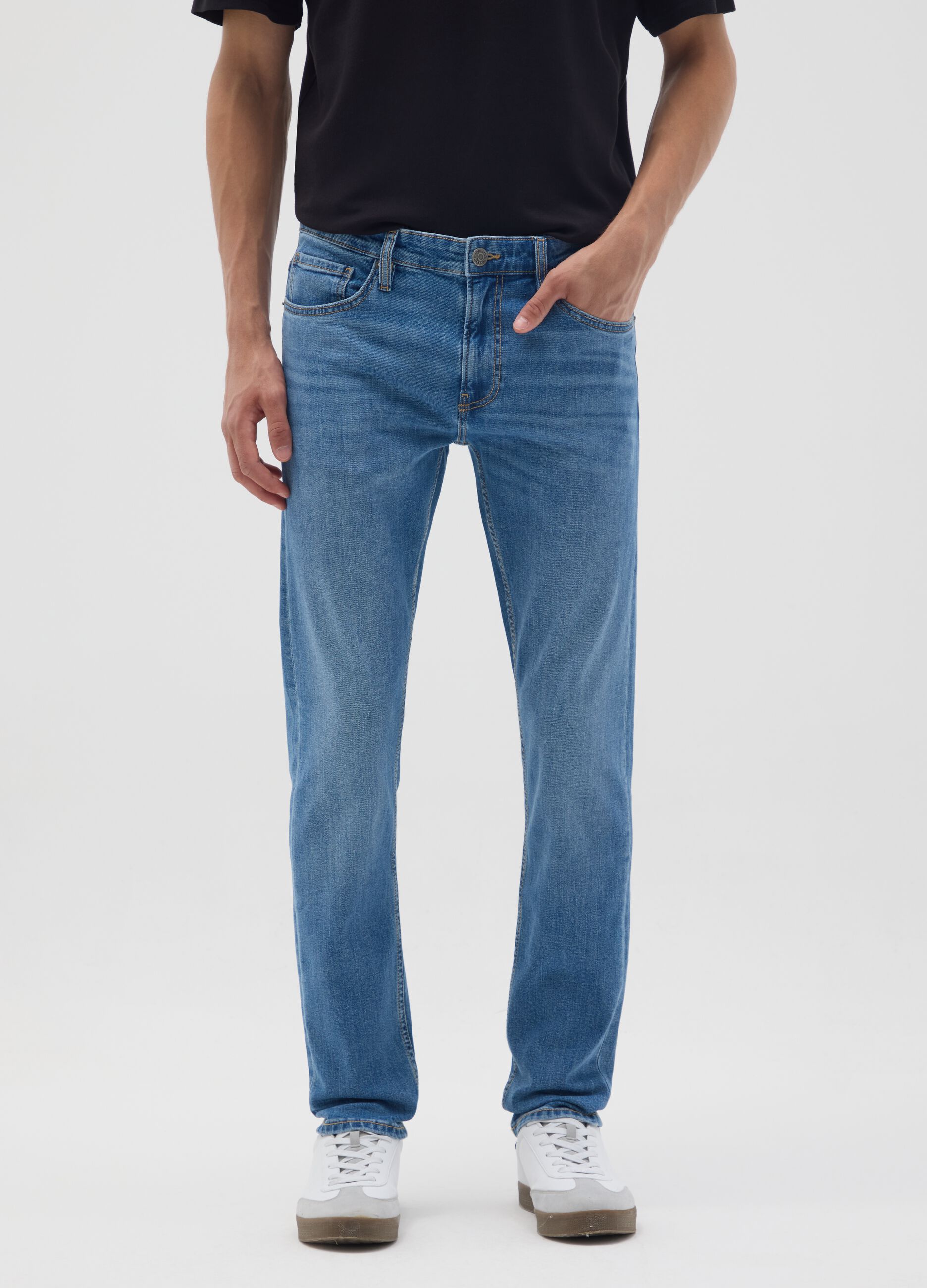 Skinny fit blue denim jeans