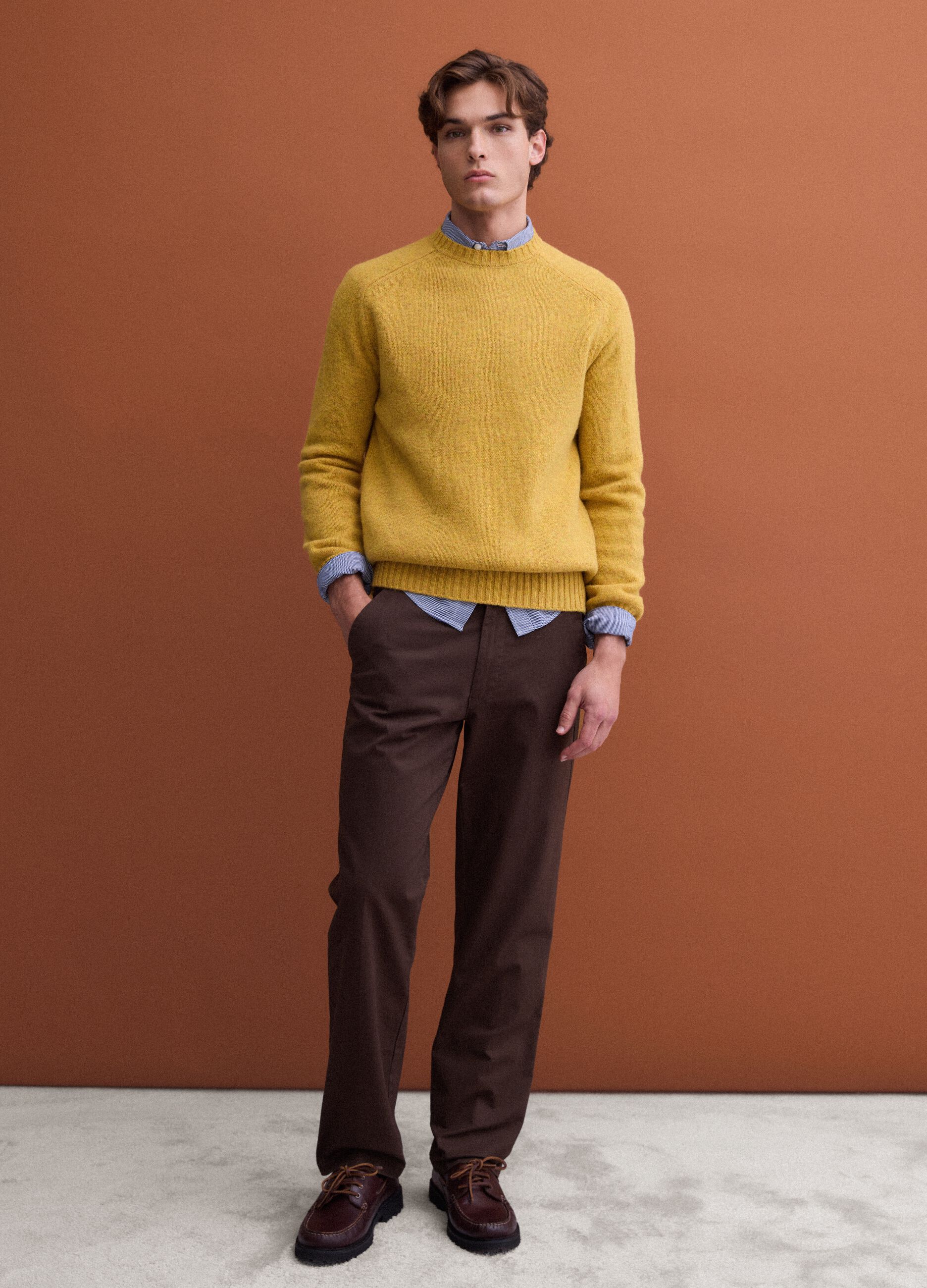 Yellow crew-neck pure wool jumper, regular fit