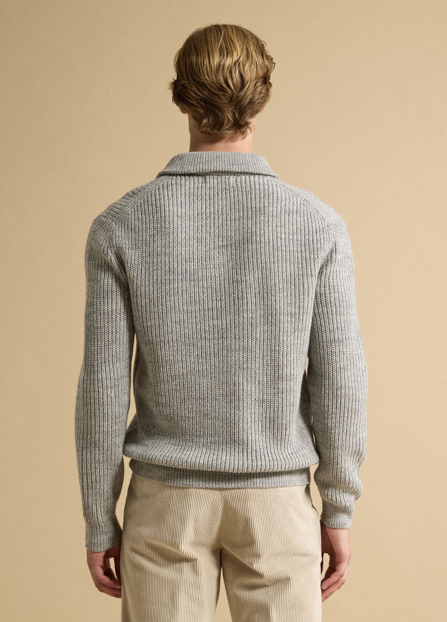 Light grey wool-blend jumper with collar, regular fit