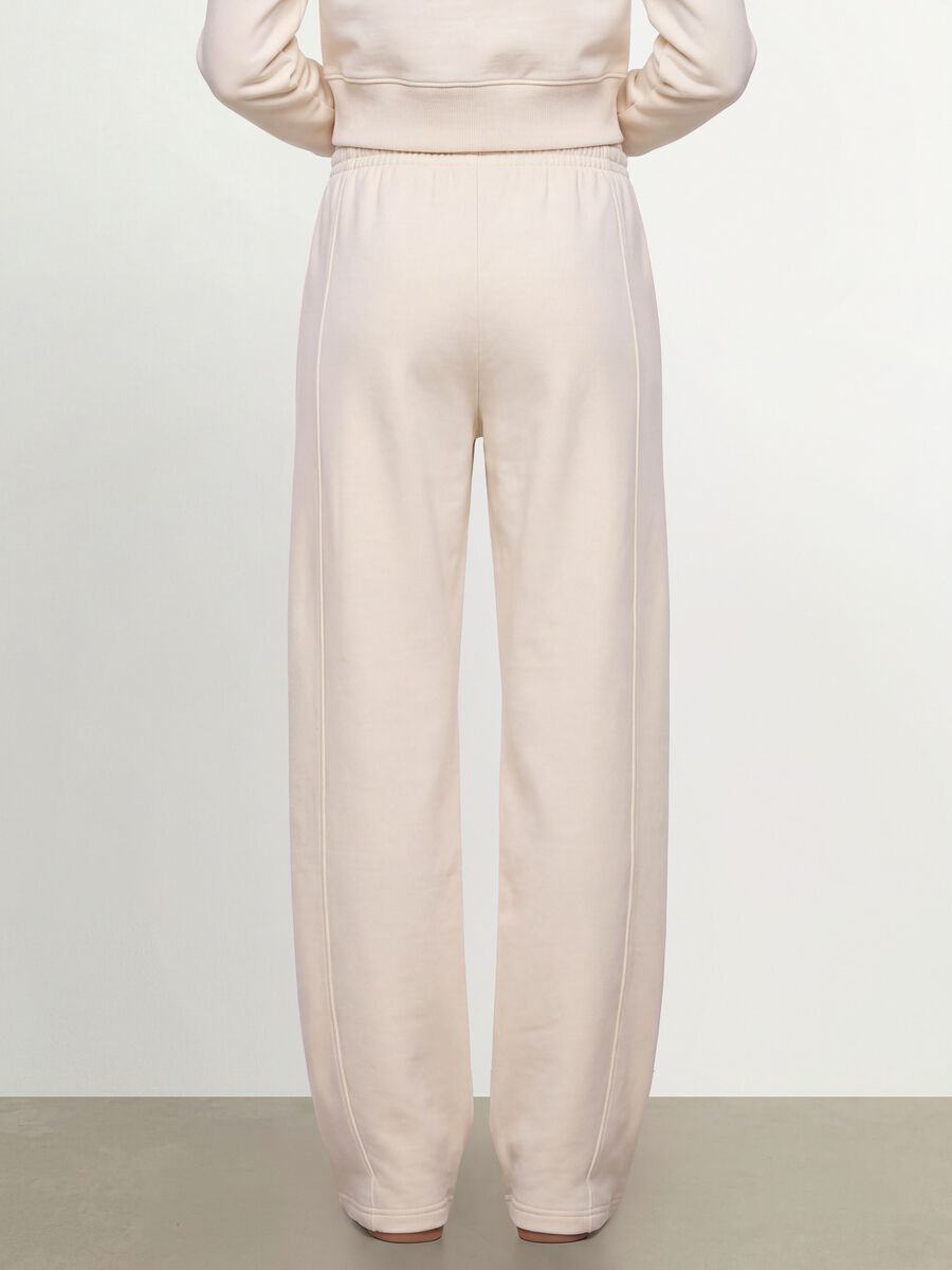 White cotton-blend barrel-fit joggers_3
