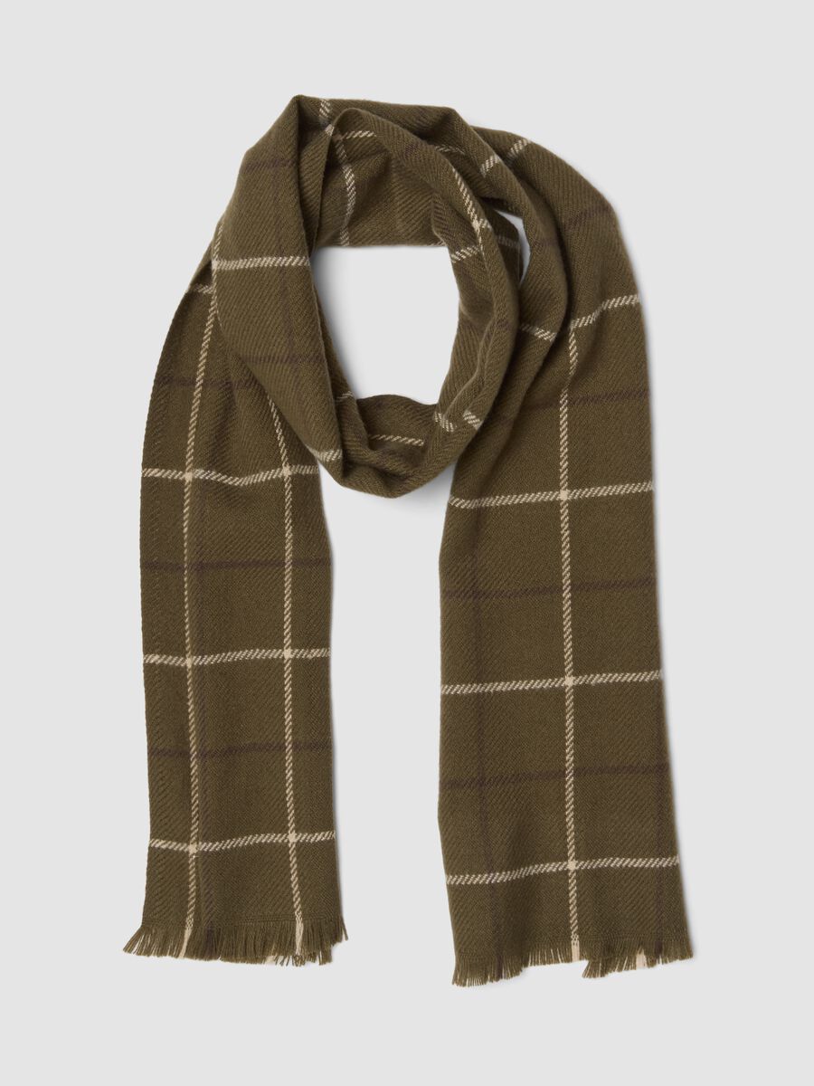 Green checked scarf with fringes_0