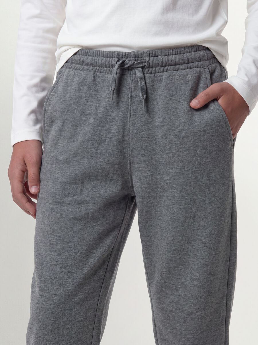 Grey marl joggers in organic cotton and viscose blend_2