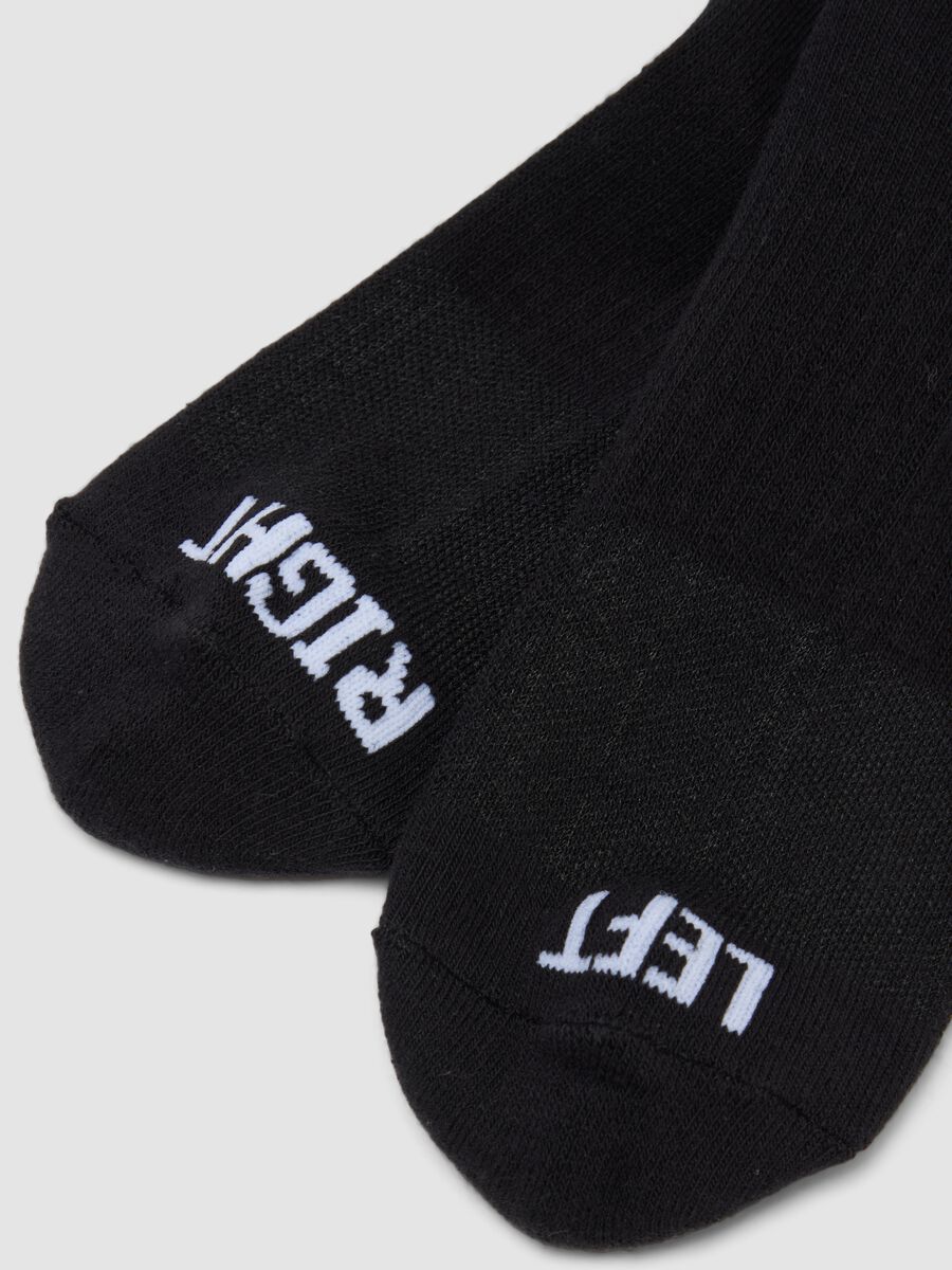 Three-pack of black sports socks in stretch organic cotton_2