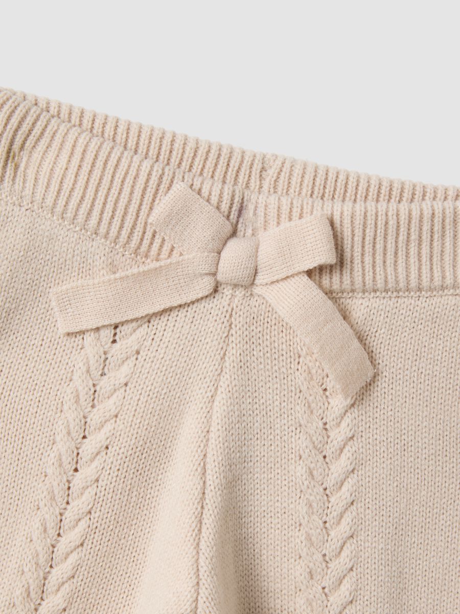 Beige regular-fit trousers with bow_2