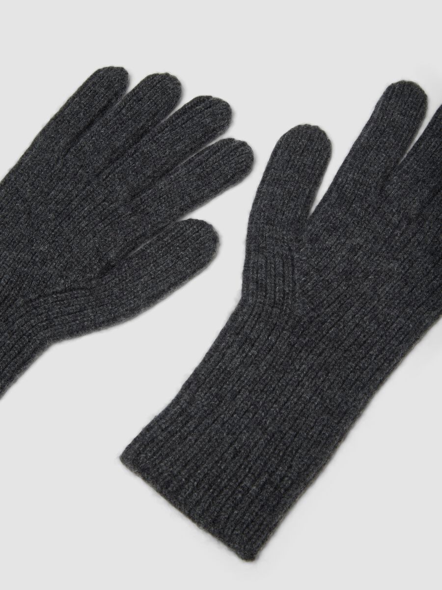 Guanti grigi in puro cashmere a costine_1