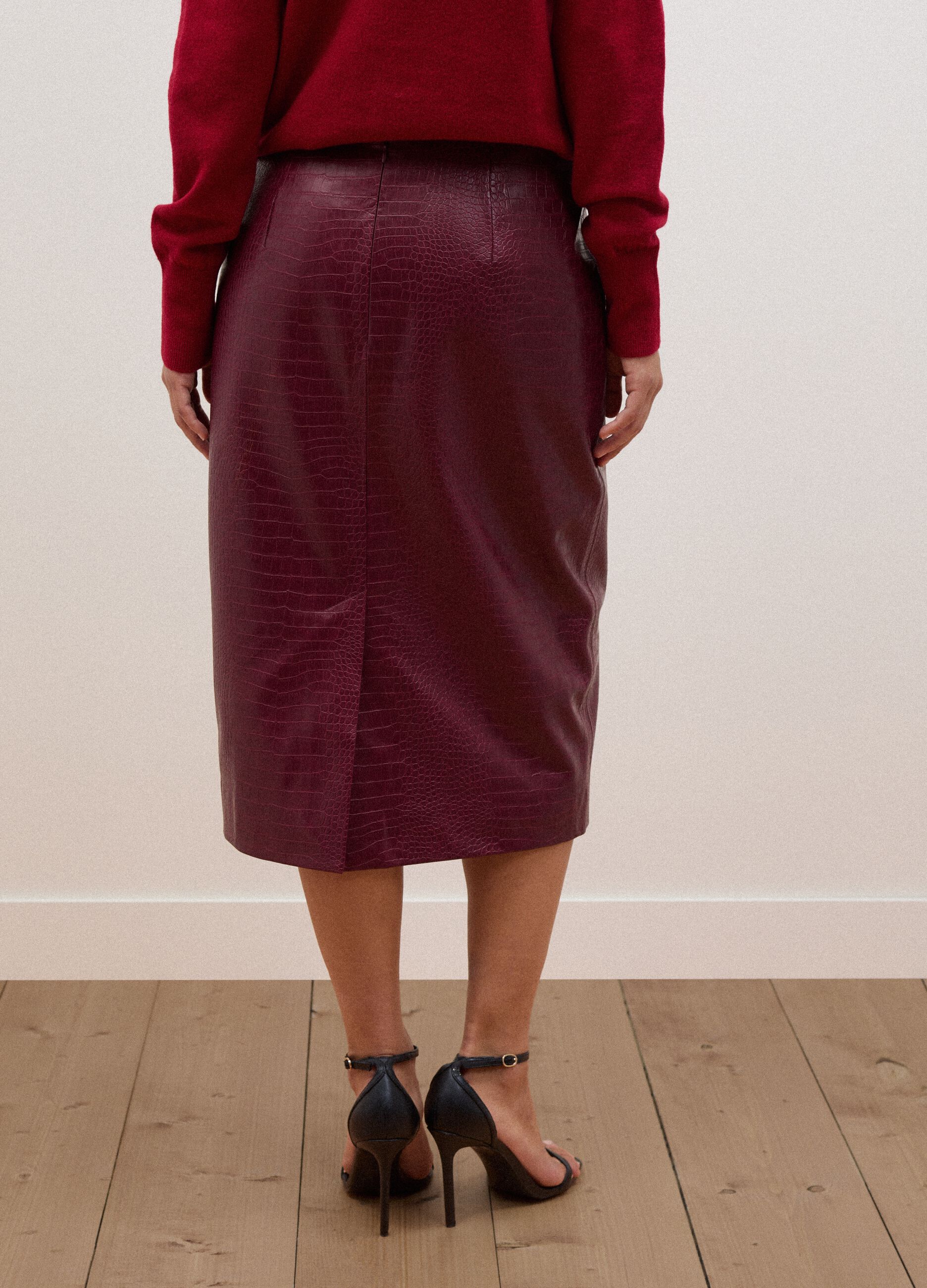 Red midi skirt in pure viscose with embossed print