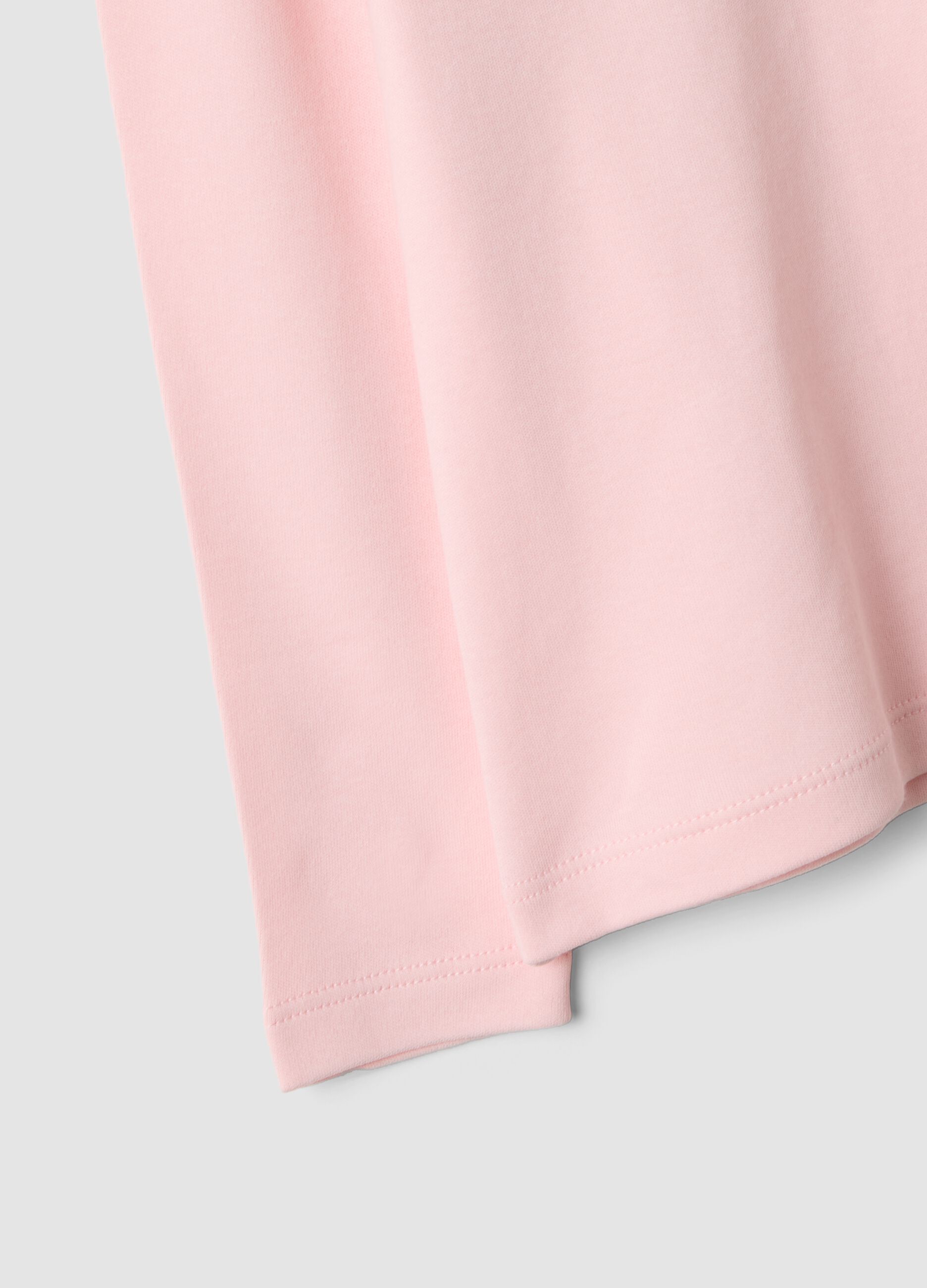 T-shirt rosa in puro cotone organico con collo rialzato e stampa animaletti