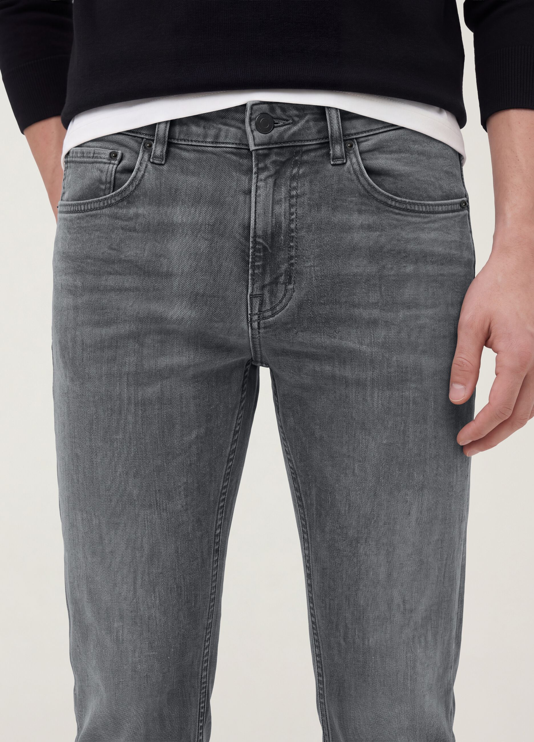 Men&rsquo;s grey denim slim-fit stretch cotton jeans