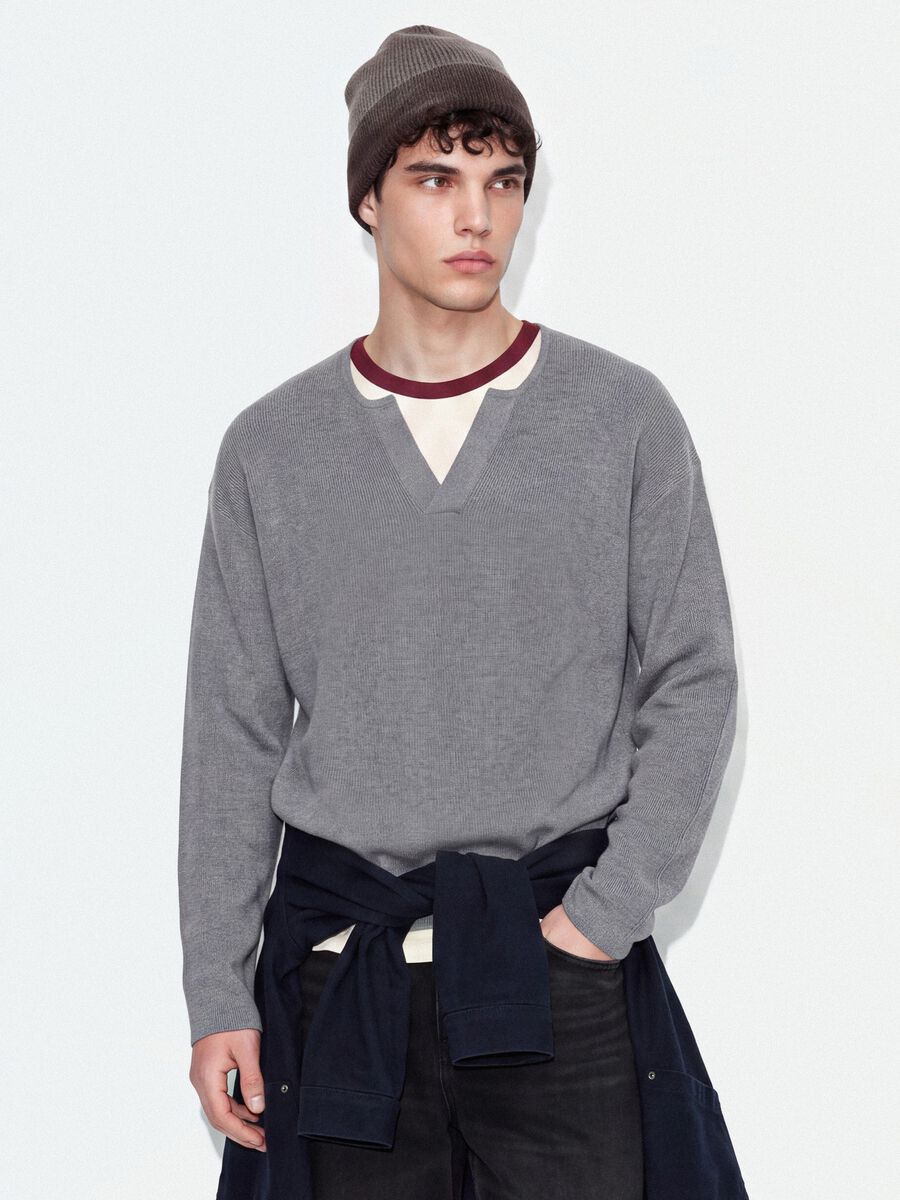 Grey cotton-blend Henley neck top, regular fit_0