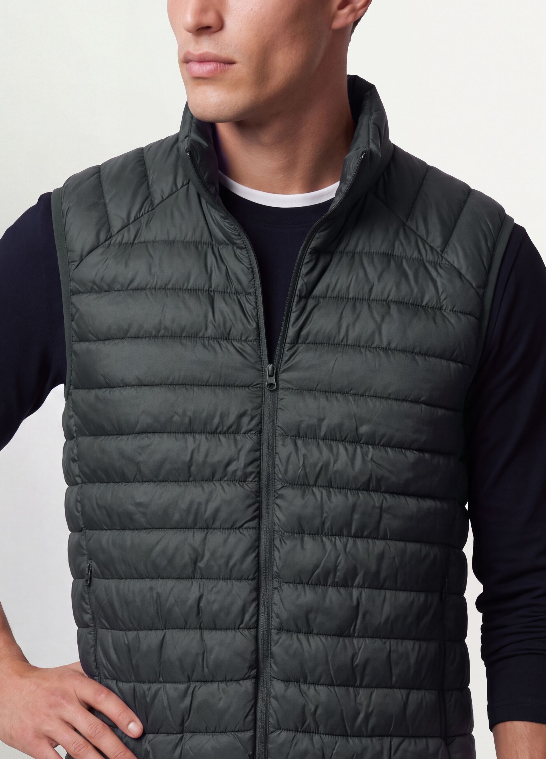 Gilet Ultralight verde imbottito con zip